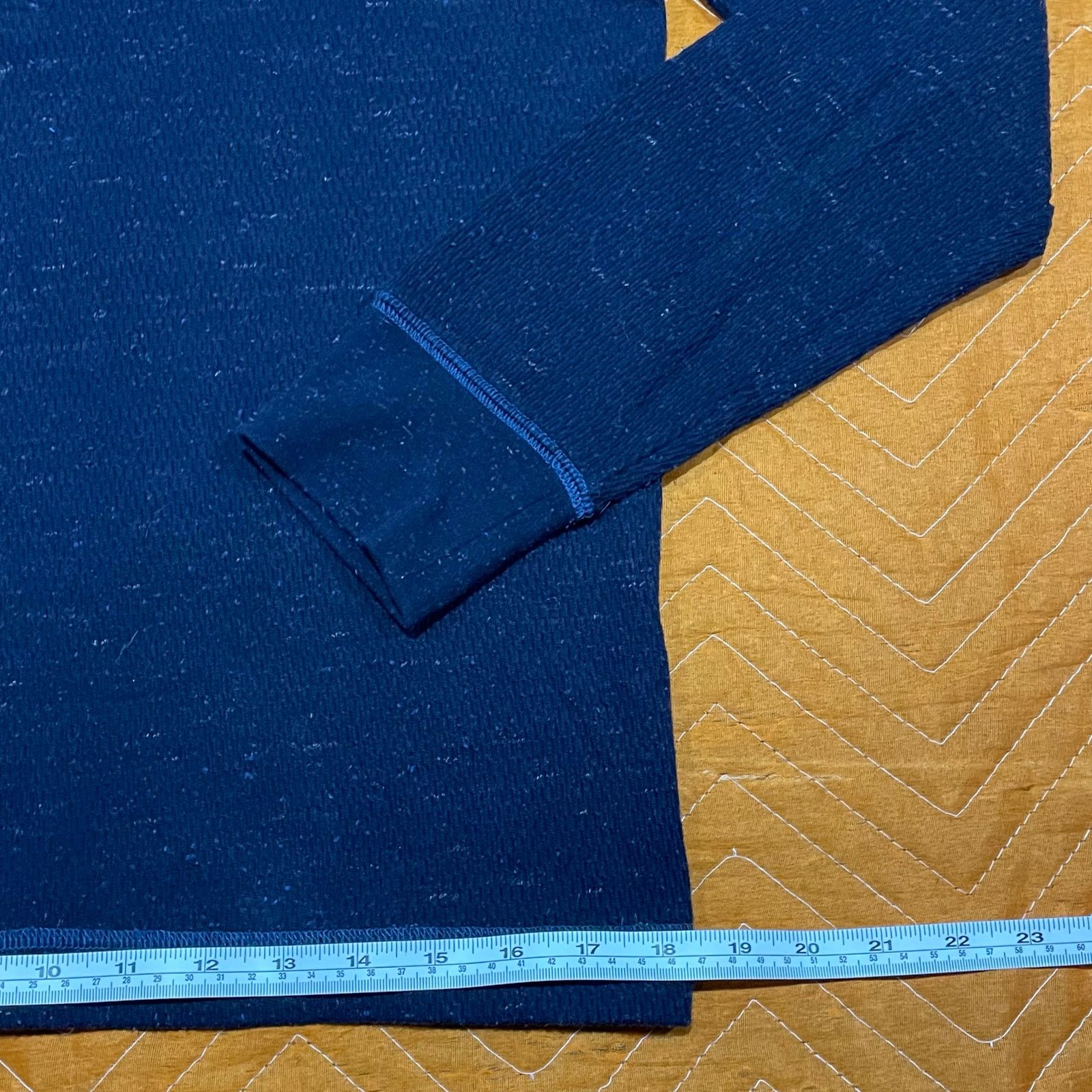 Banana Republic Banana Republic Long Sleeve Henley Shirt Size US M / EU 48-50 / 2 - 3 Thumbnail