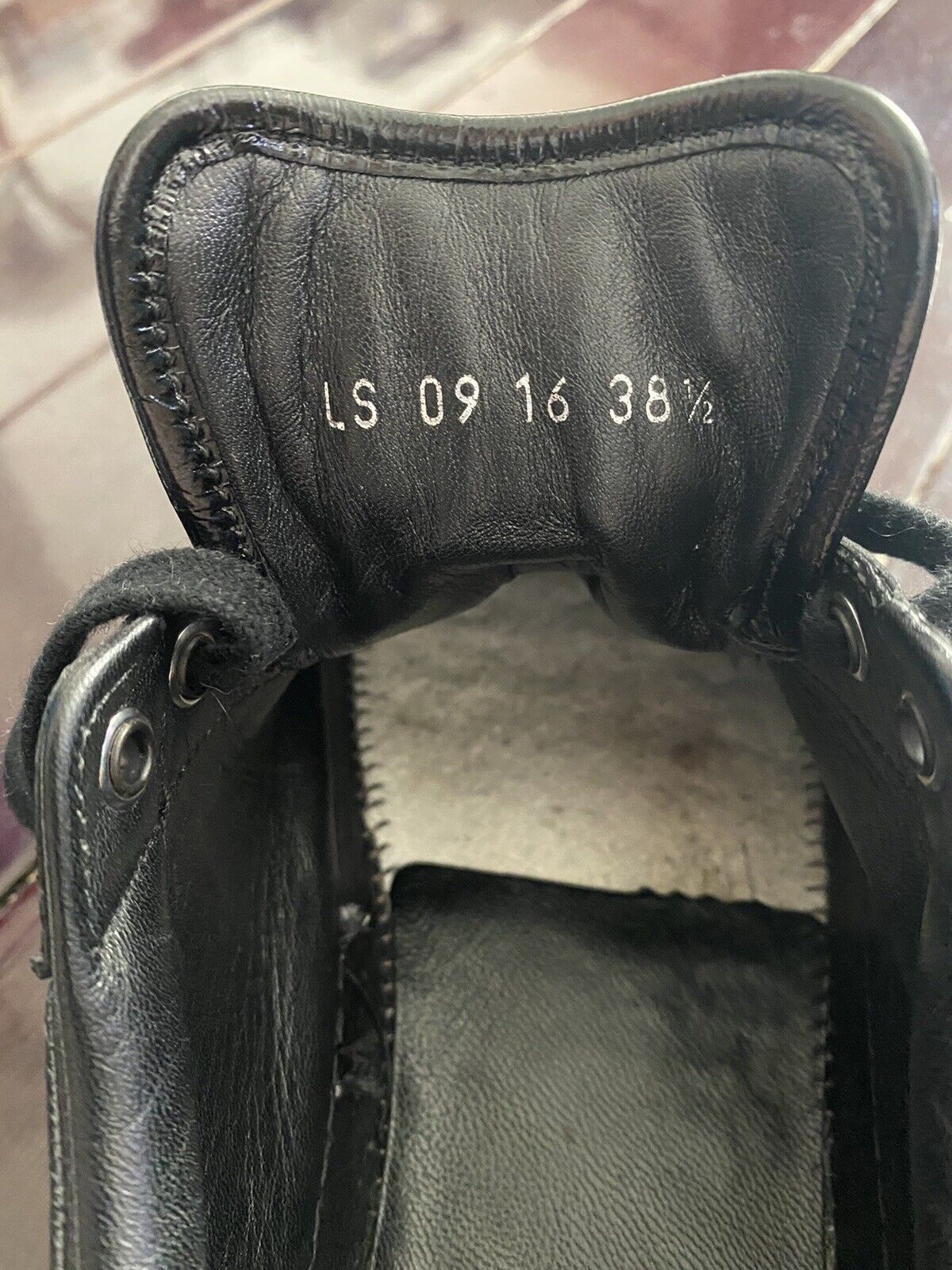 Dior Crinkled Patent Leather Move Low Top Sneakers Size 38.5 Size US 8.5 / IT 38.5 - 10 Thumbnail