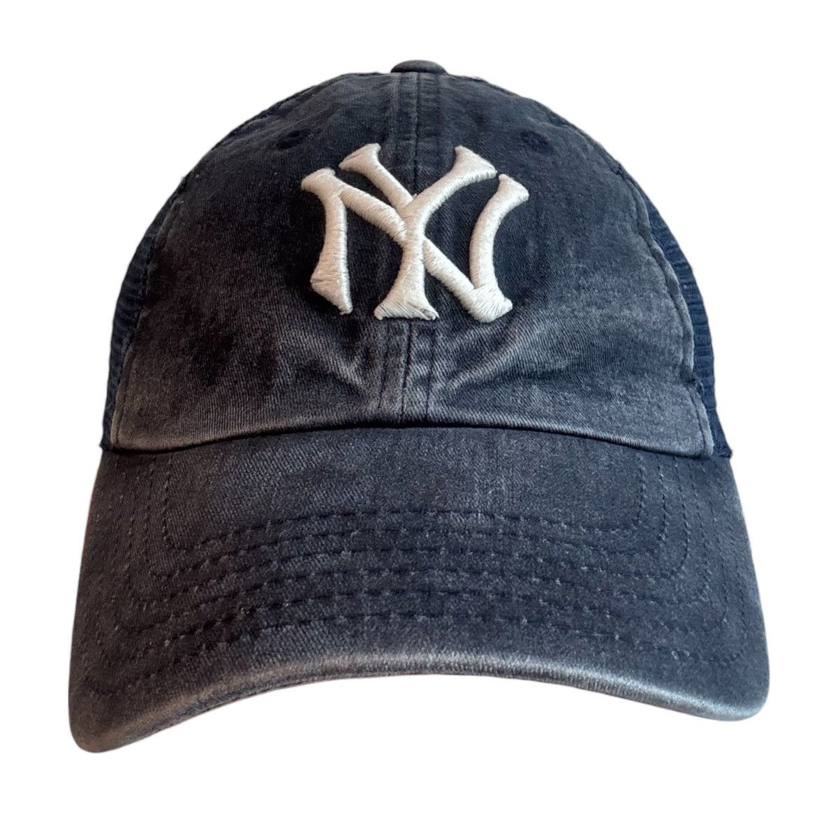 American Needle VTG New York Yankees American Needle Hat Size ONE SIZE - 1 Thumbnail