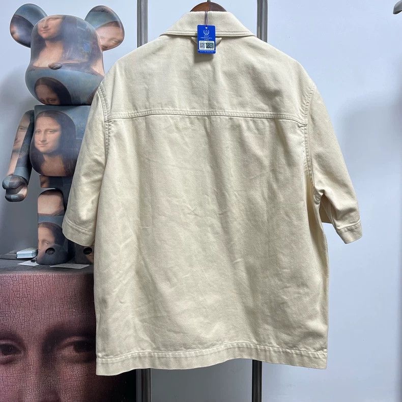 Louis Vuitton Louis Vuitton Embossed logo denim short sleeve jacket 2504- Size US M / EU 48-50 / 2 - 2 Thumbnail