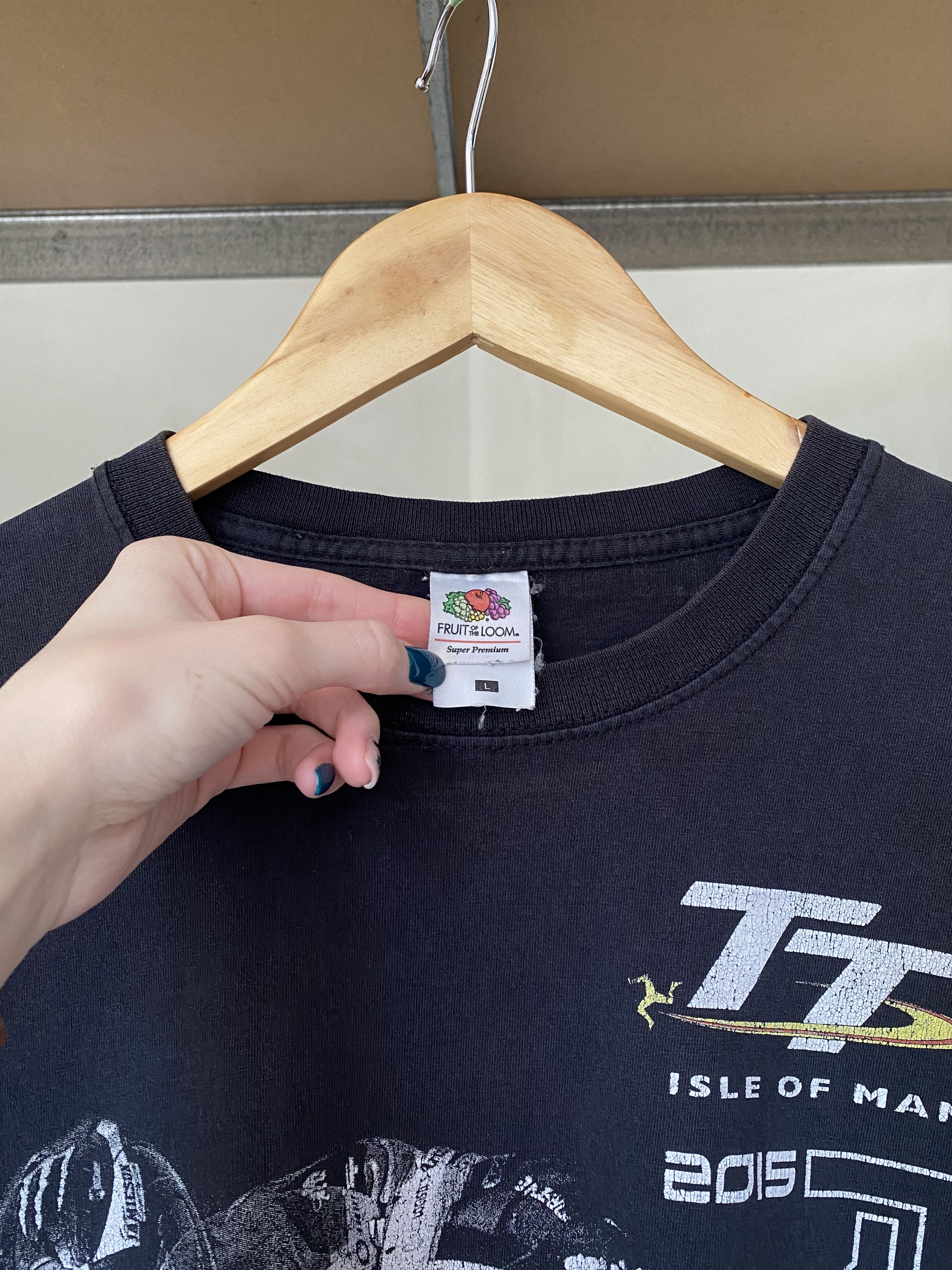 Vintage TT Isle Of Man Vintage 2015 Moto Racing T-shirt Size US L / EU 52-54 / 3 - 3 Thumbnail