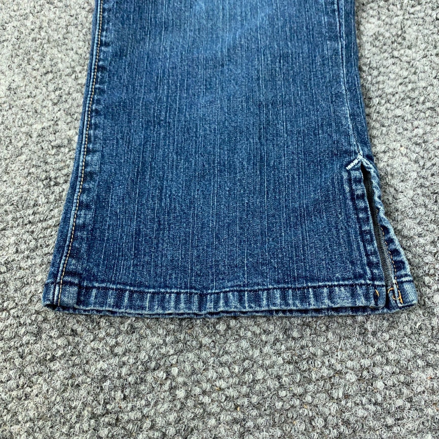 Levi's Levi Strauss Signature Cropped Jeans Womens Size 14 Blue Stretch Split Hem Size 36" / US 14 / IT 50 - 5 Thumbnail