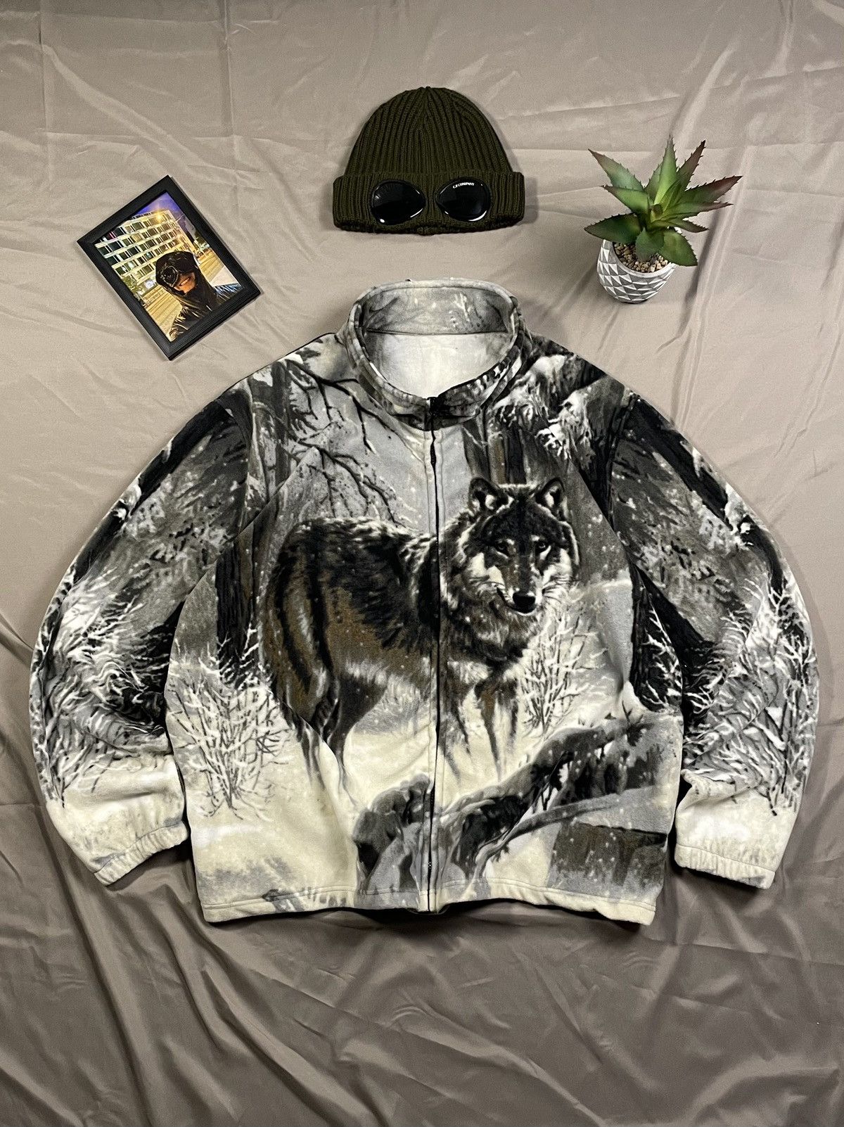 Vintage Wolf-Print Full-Zip Fleece Jacket factory Nordic Adventure Wear