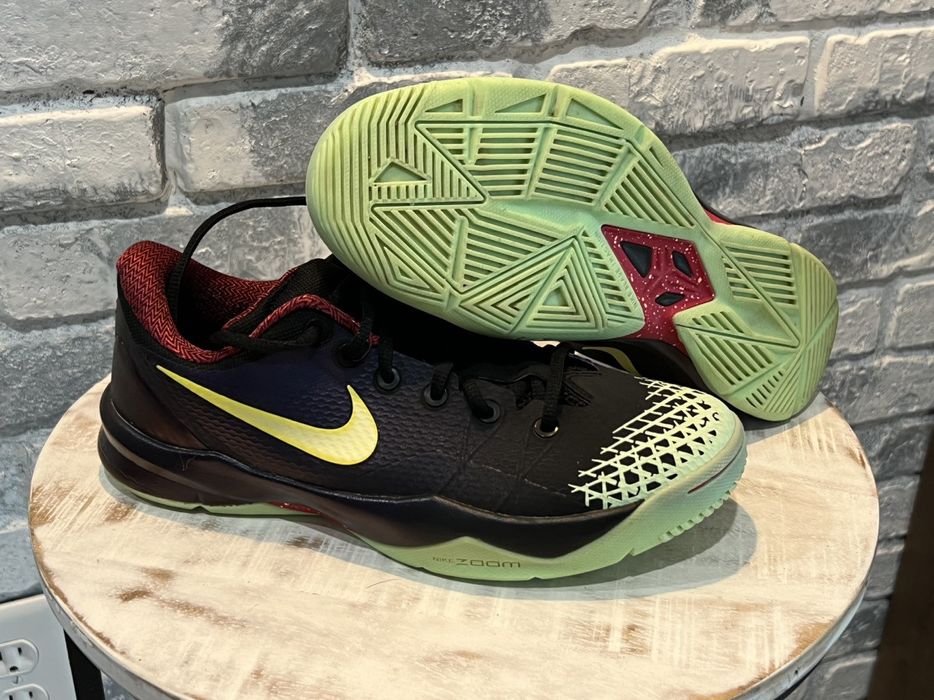 Kobe venomenon 4 outlet glow in the dark