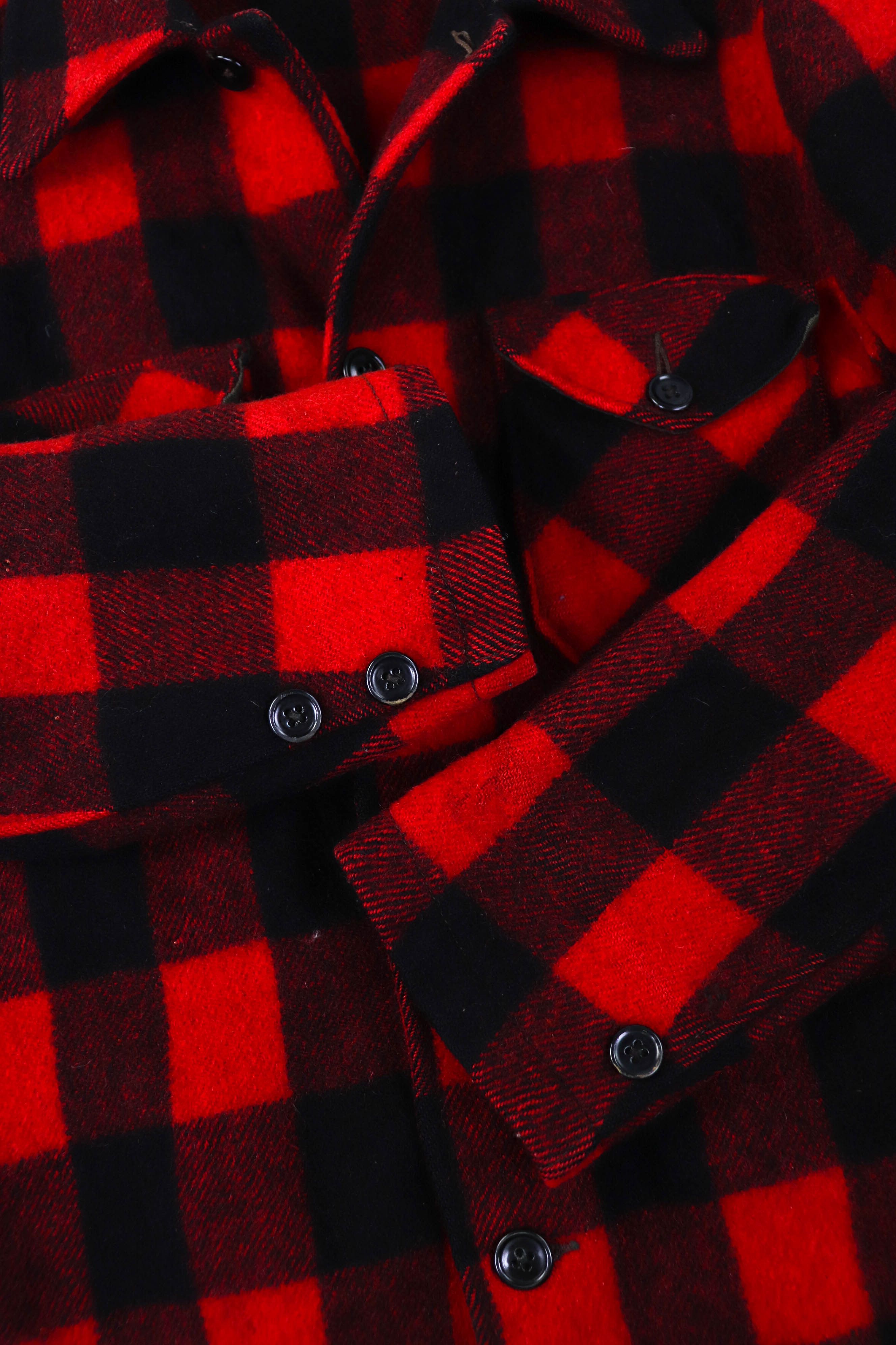 Vintage Vintage Red Buffalo Plaid Wool Lumberjack Overshirt Jacket Size US M / EU 48-50 / 2 - 13 Thumbnail