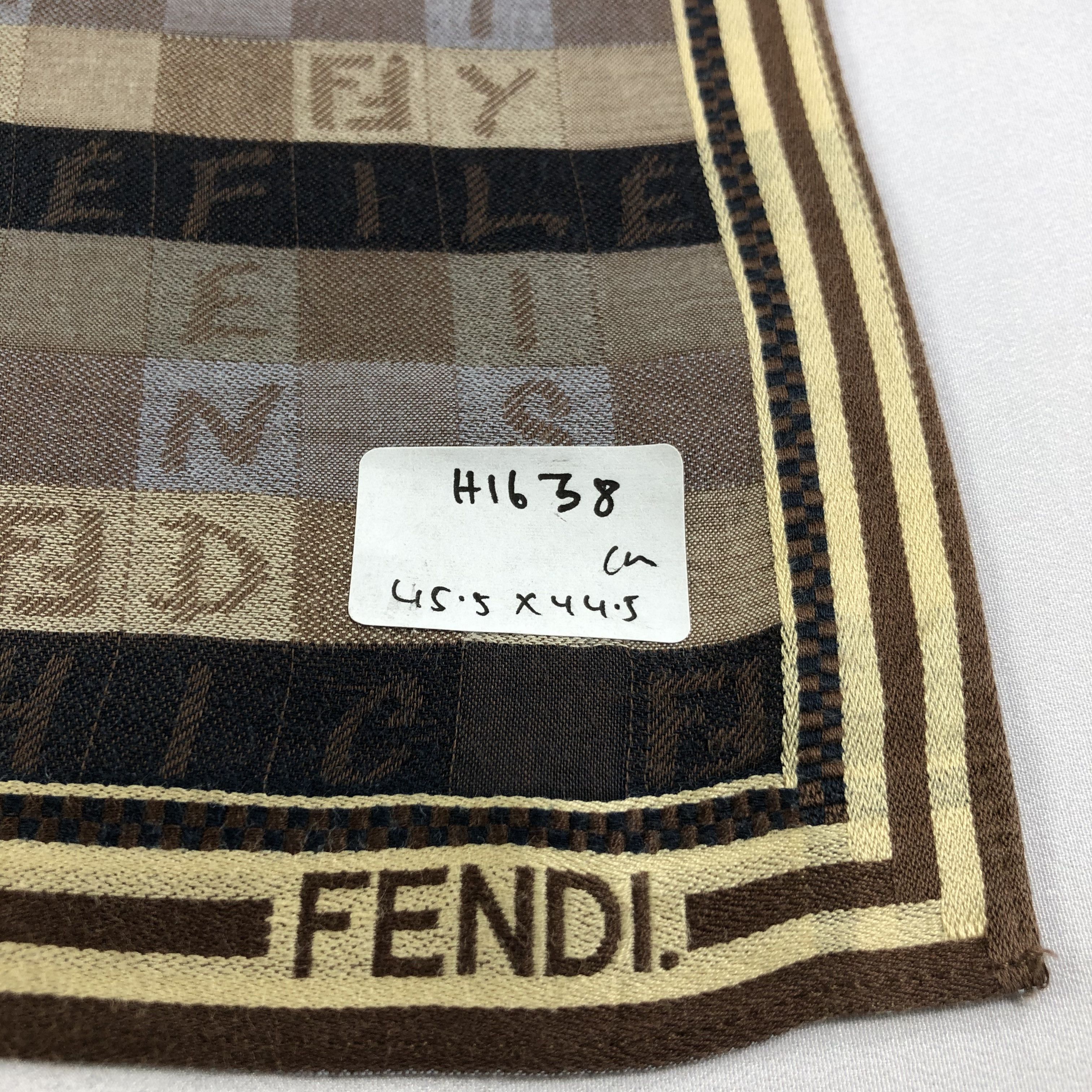 Vintage Fendi Handkerchief Neckerchief Bandana H1638 Size ONE SIZE - 5 Thumbnail