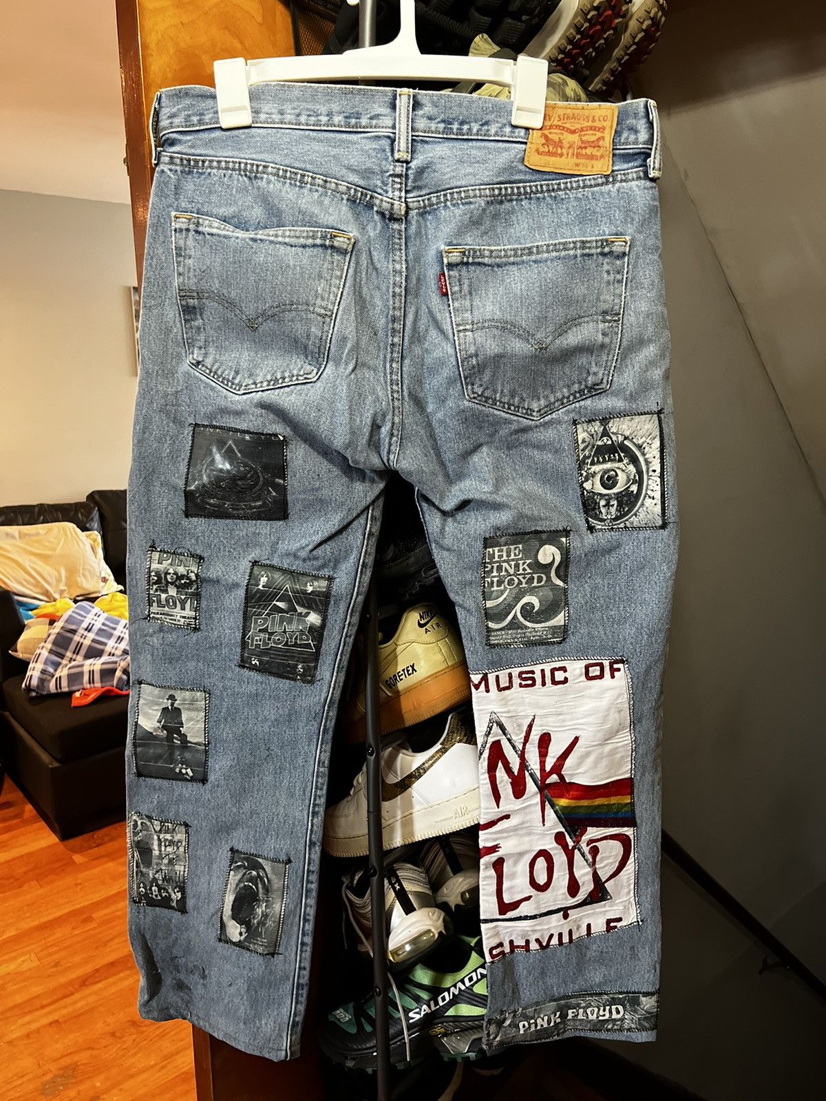 Levi's Vintage Clothing × Pink Floyd Levi's Pink Floyd Hand Made Patchwork Jeans Size US 34 / EU 50 - 3 Thumbnail