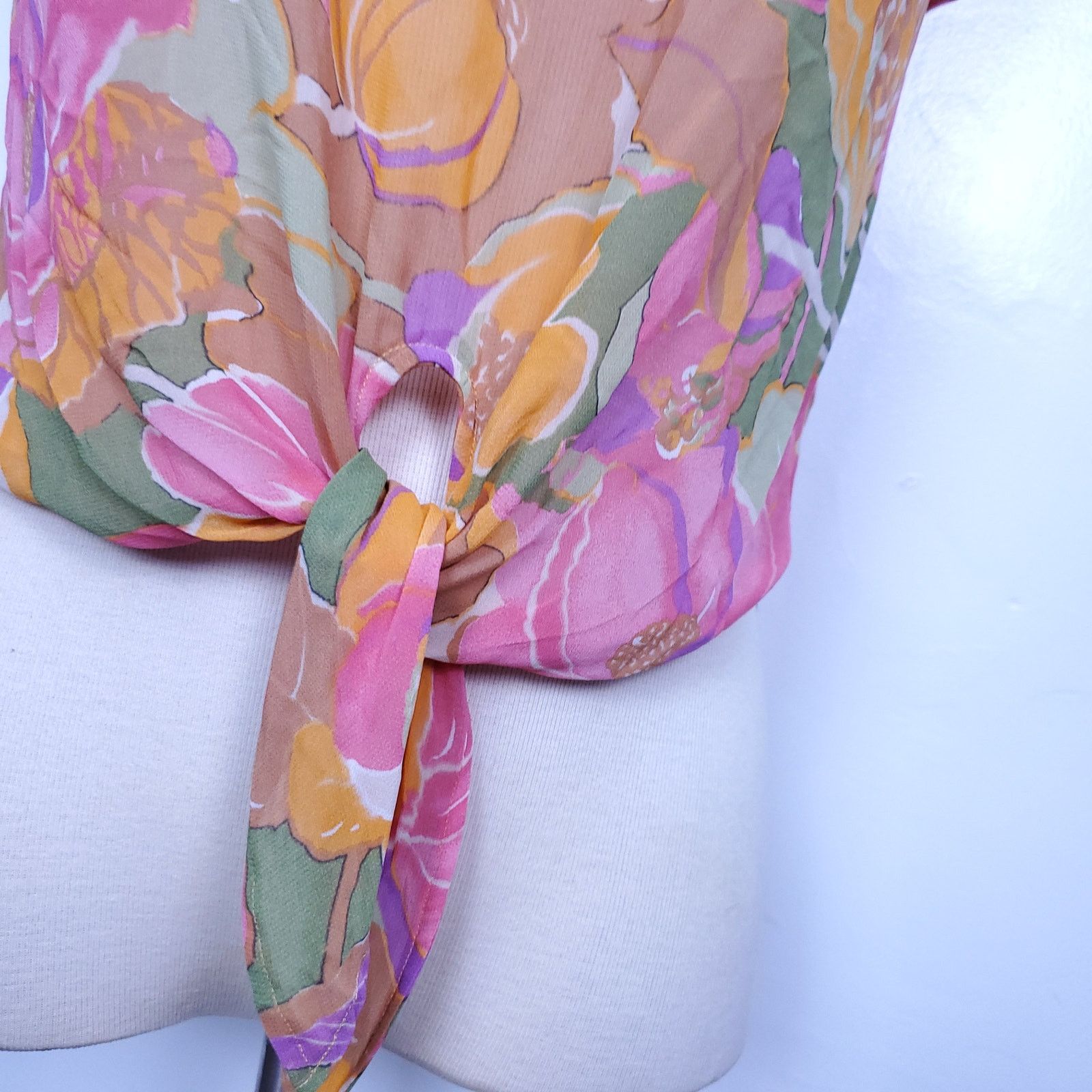 Mila Schon Vintage Mila Schön Sheer Tie Sleeveless Top Flower 44 (8) Size M / US 6-8 / IT 42-44 - 5 Thumbnail