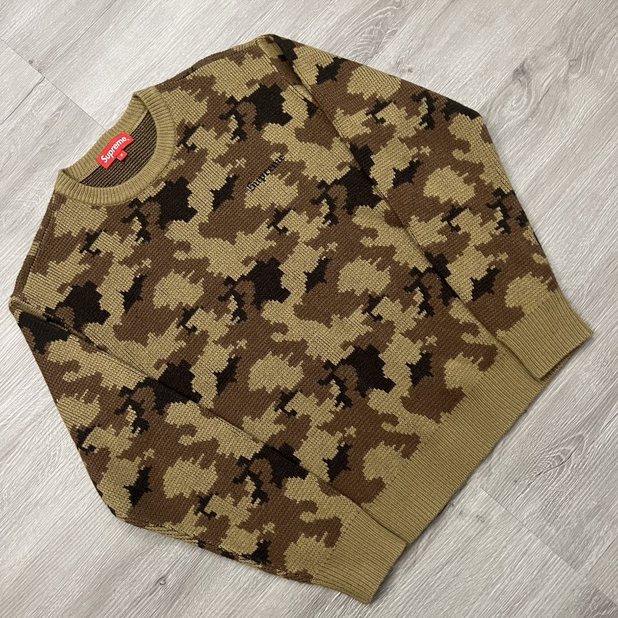 Supreme Supreme Camo Knit Sweater Size US S / EU 44-46 / 1 - 1 Thumbnail