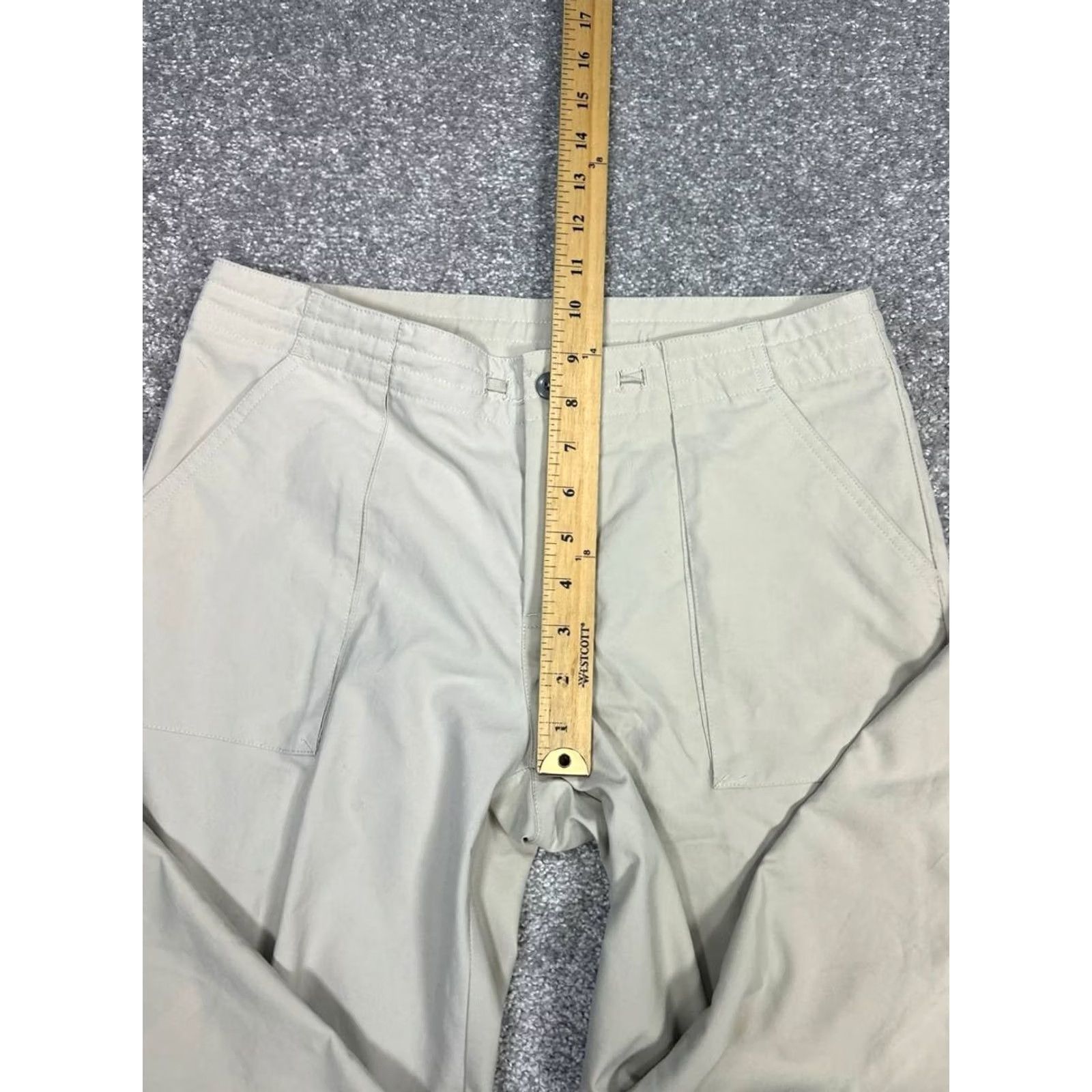 Patagonia Patagonia Inter Continental Capris Pants Womens 4 Beige Nylon Wrinkle Resistant Capris Mens Womens Size 27" / US 4 / IT 40 - 3 Thumbnail