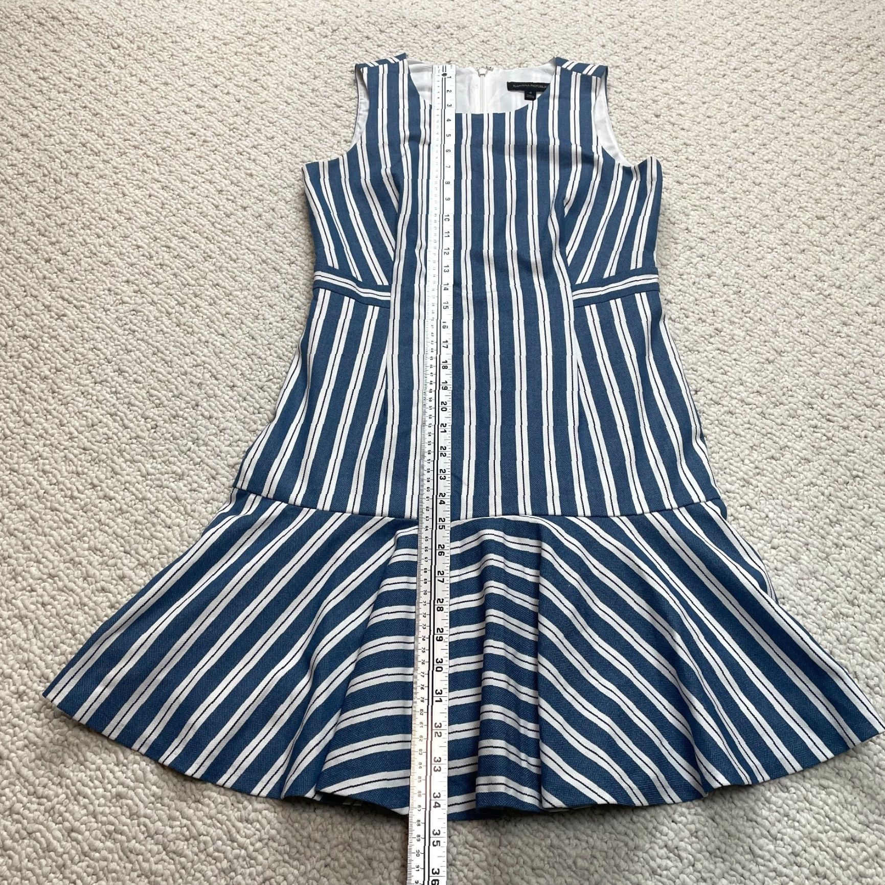 Banana Republic Banana Republic Dress Womens 4 Blue White Striped Sleeveless Midi Fit Flare Size S / US 4 / IT 40 - 2 Thumbnail
