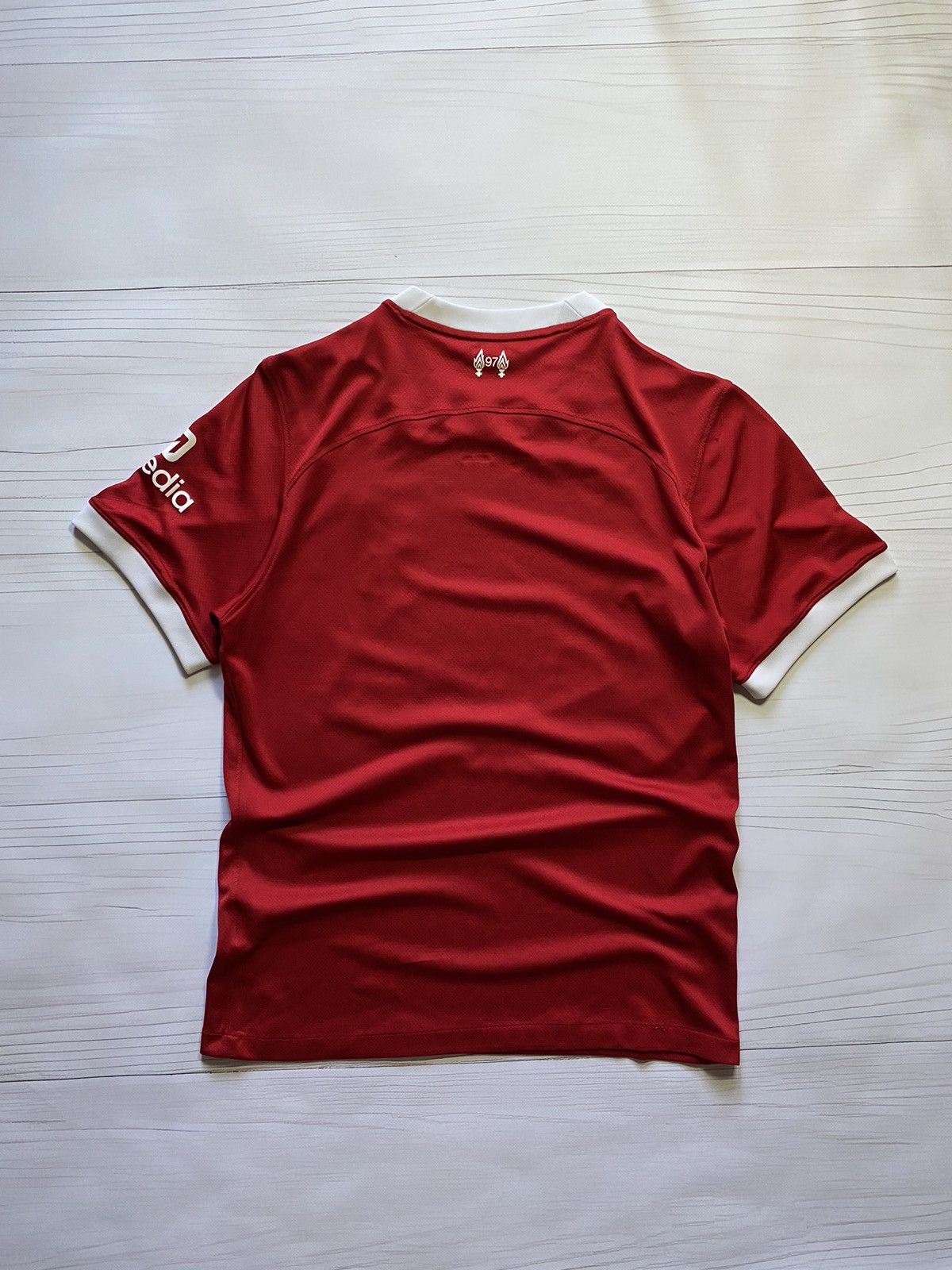 Nike Nike Liverpool 2023 2024 Home Football Shirt Soccer Jersey Size US S / EU 44-46 / 1 - 2 Thumbnail