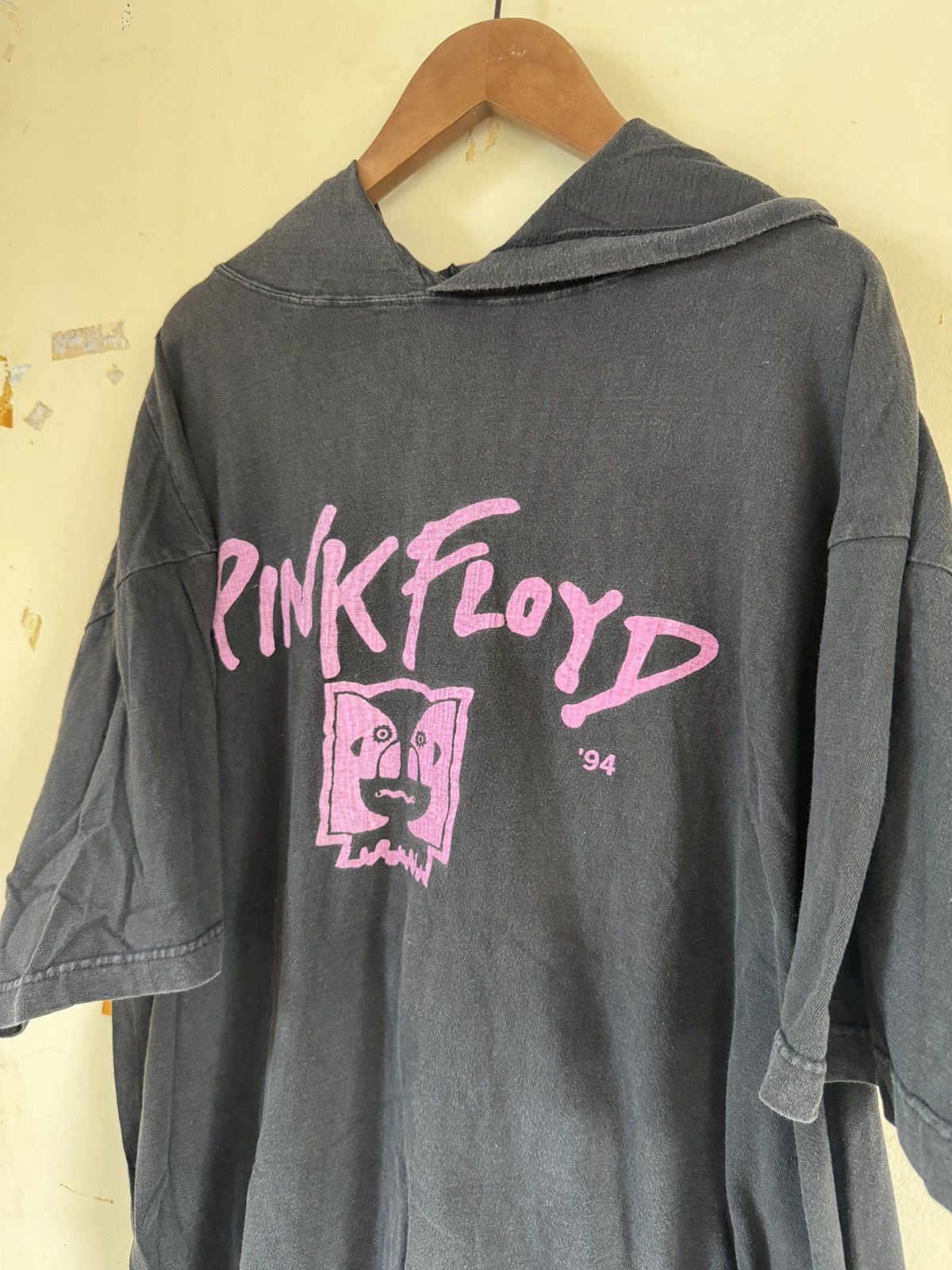 Band Tees × Pink Floyd × Vintage *SUPER RARE* VINTAGE PINK FLOYD 1994 90s HOOD TEE TOUR Size US XL / EU 56 / 4 - 2 Thumbnail