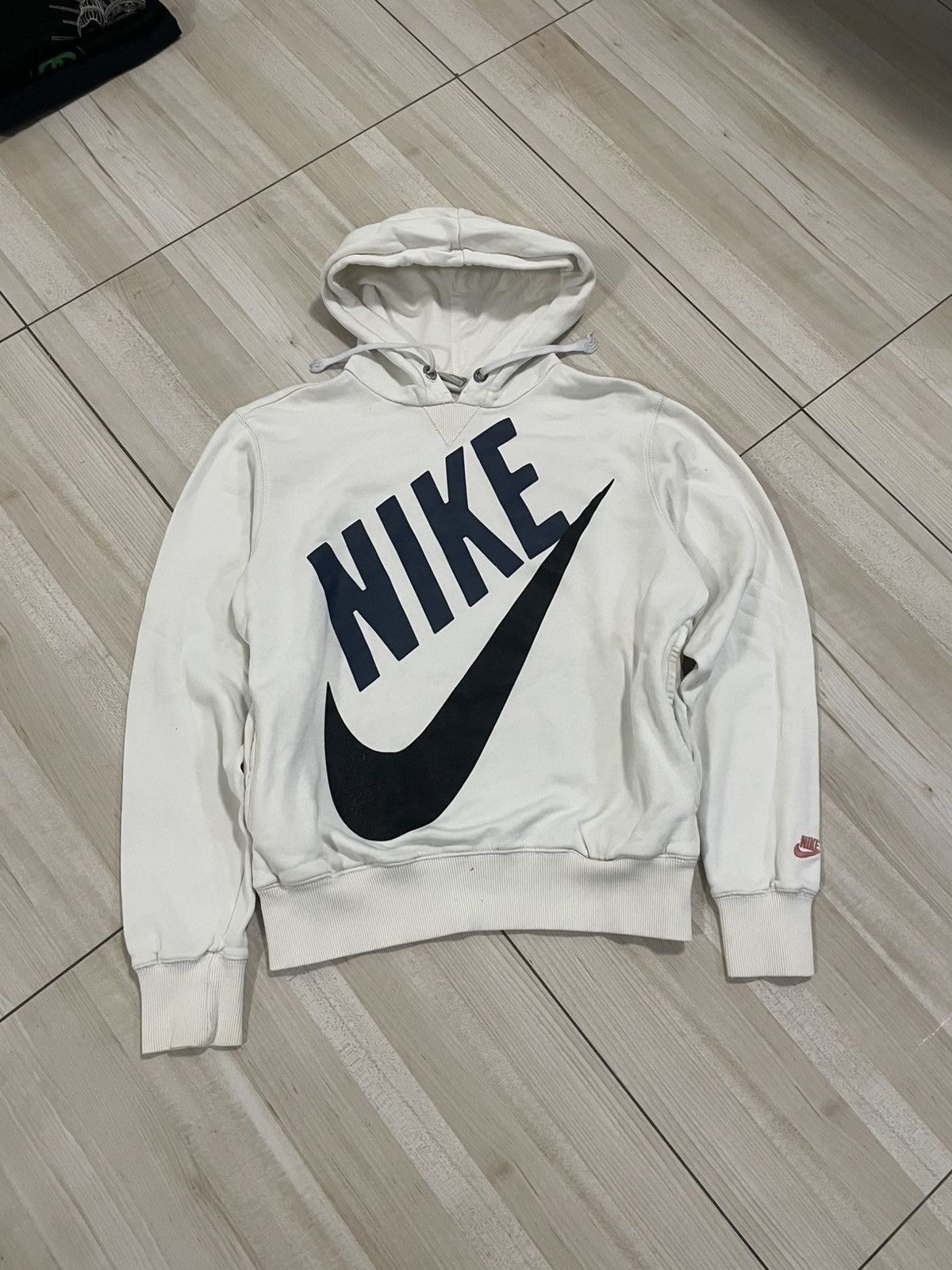 Nike Nike Big Logo Hoodie Size US S / EU 44-46 / 1 - 1 Thumbnail
