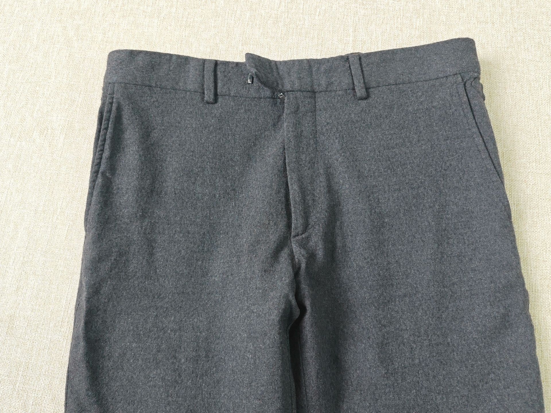 Louis Vuitton Louis Vuitton Men's Wool Trousers. Size US 26 / EU 42 - 1 Thumbnail