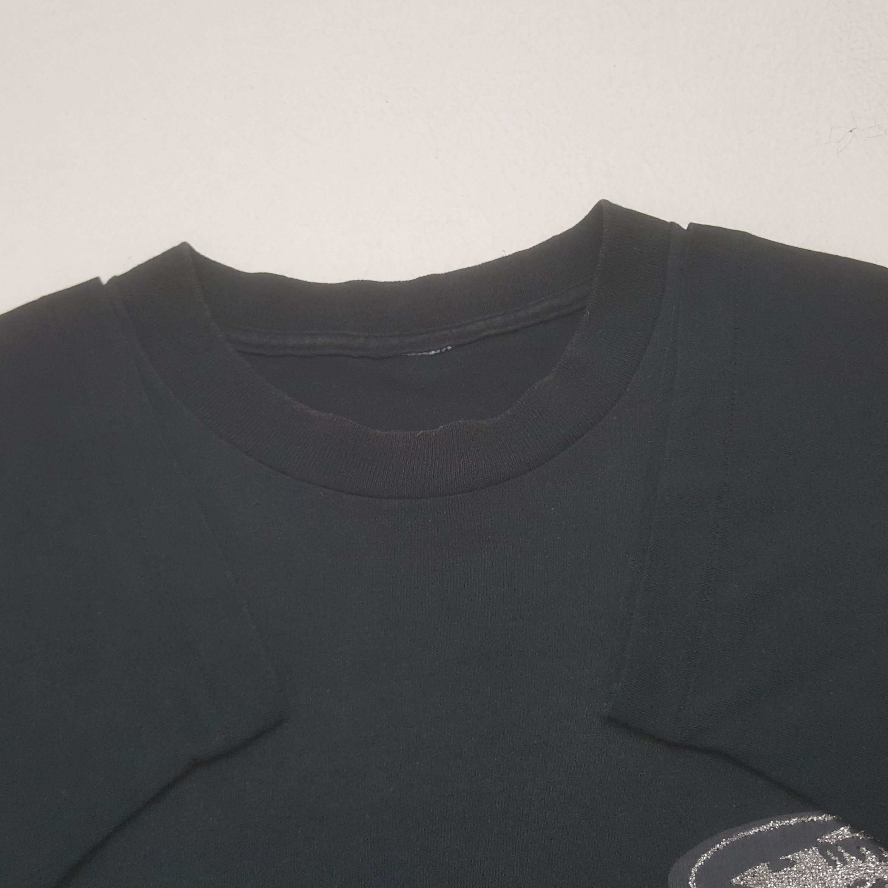 Vintage Vintage Bronze Age American Surfing Style Tshirt Size US M / EU 48-50 / 2 - 5 Thumbnail