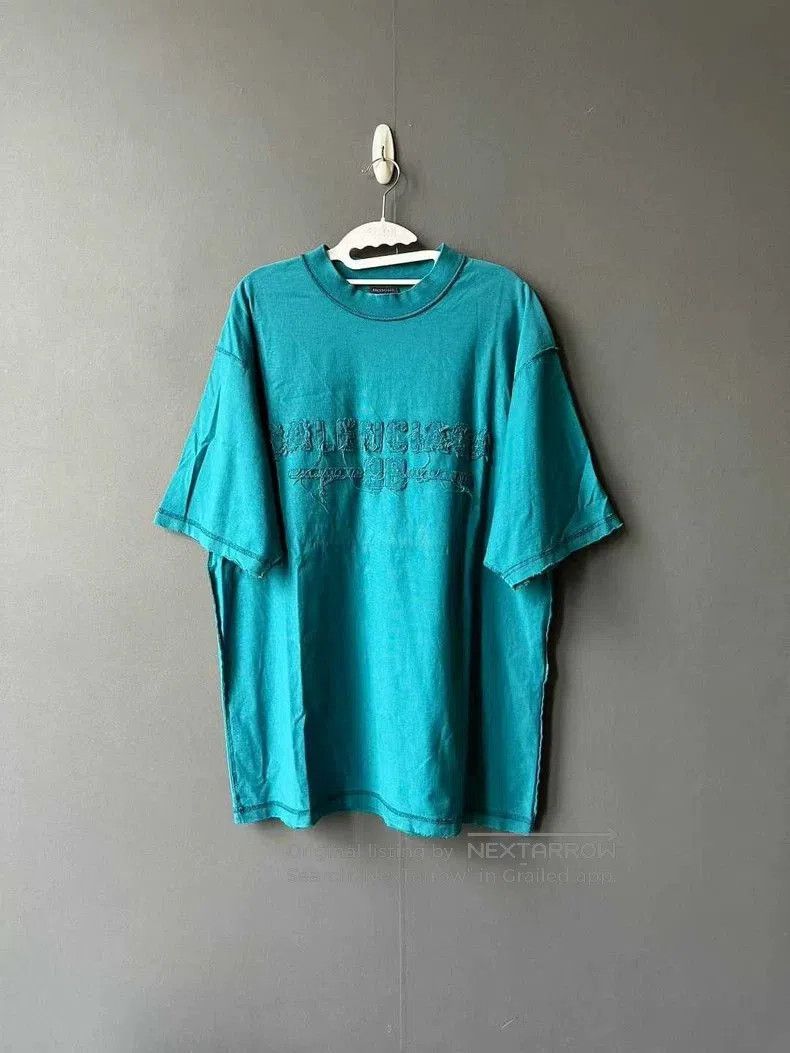 Balenciaga Balenciaga Embroidered Short Sleeve Tee. Size US S / EU 44-46 / 1 - 1 Thumbnail