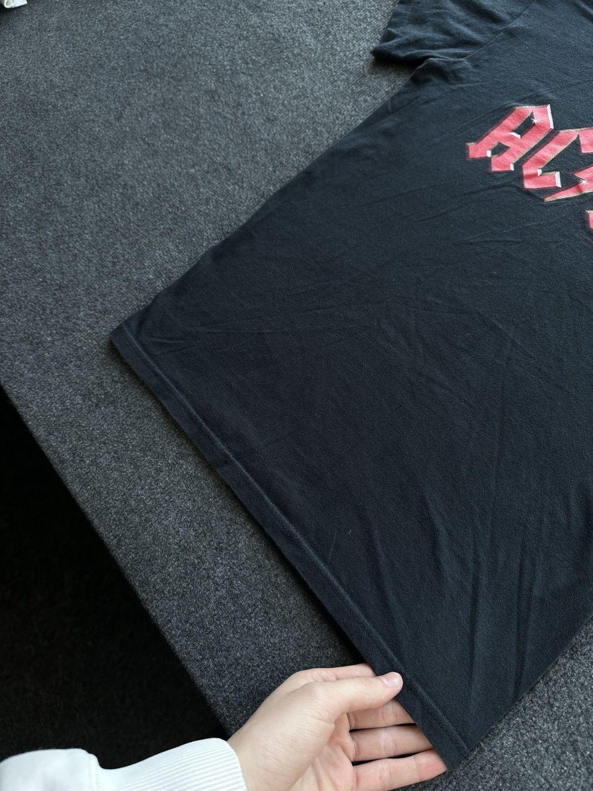 AC/DC 🚨The AC/DC BIG LOGO WOMEN 2010 BLACK t-shirt ROCK BAND Size S / US 4 / IT 40 - 3 Thumbnail