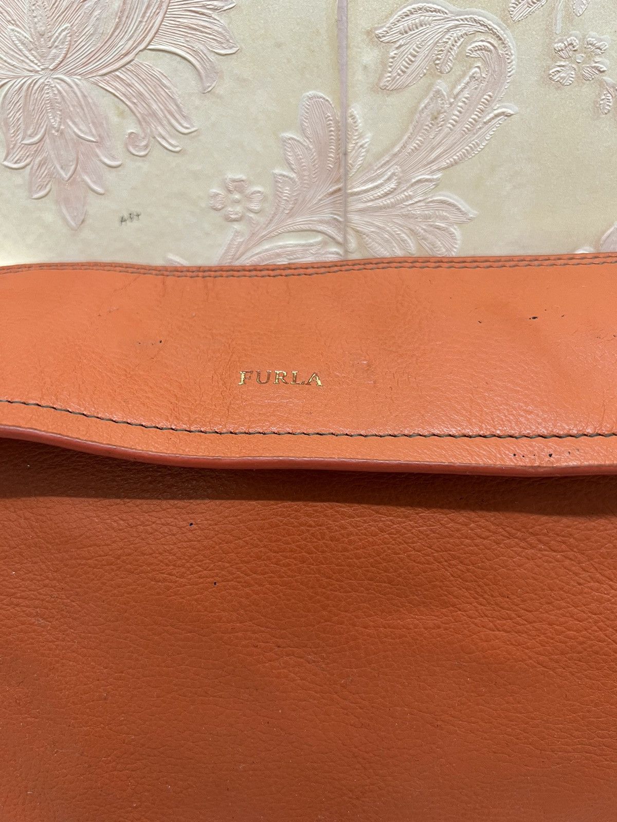 Furla × Genuine Leather Vintage Furla Sling Bag Size ONE SIZE - 3 Thumbnail