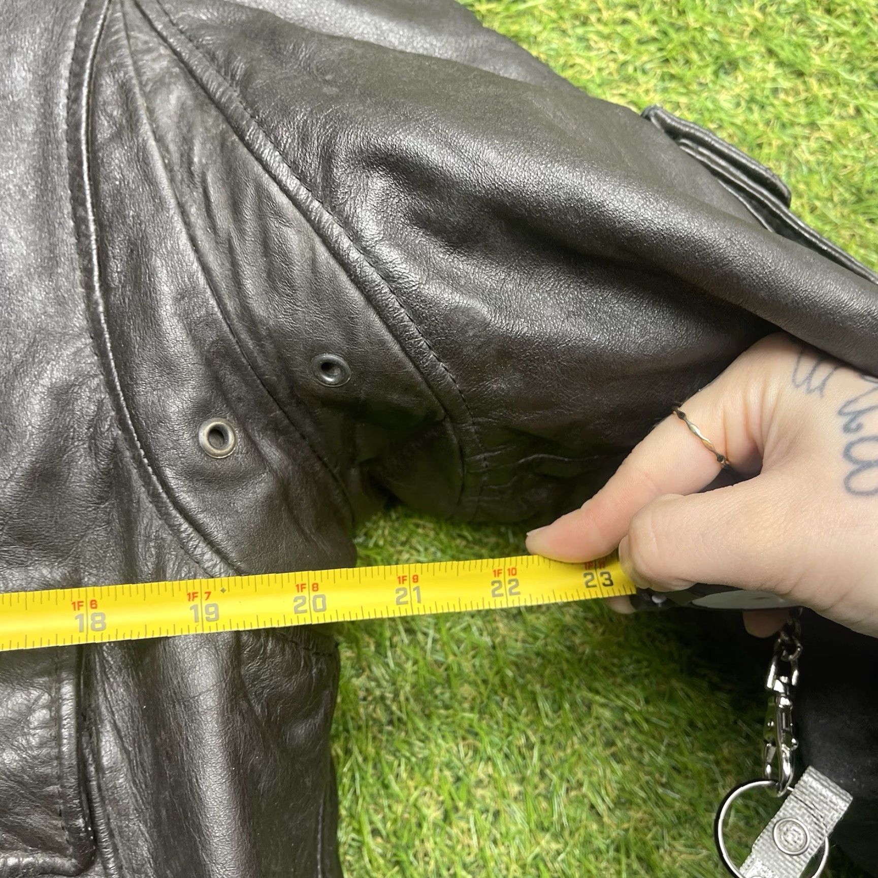 Vintage VINTAGE American Express Leather Flight Jacket Womens 14 A-2 Bomber Black Fur Size XL / US 12-14 / IT 48-50 - 5 Thumbnail