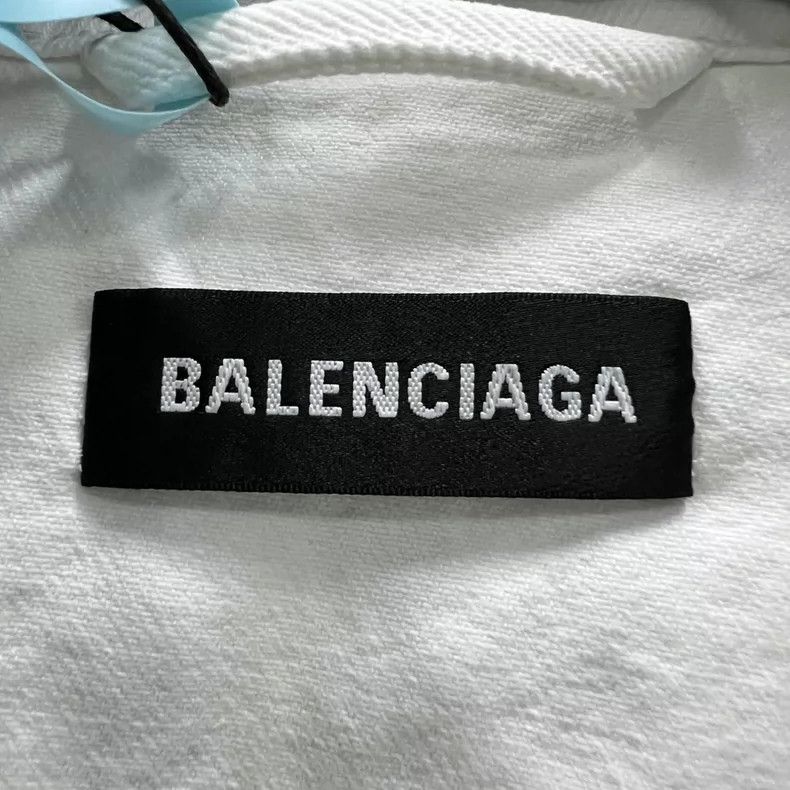 Balenciaga Balenciaga White Back Big Logo Denim Jacket Size US S / EU 44-46 / 1 - 3 Thumbnail