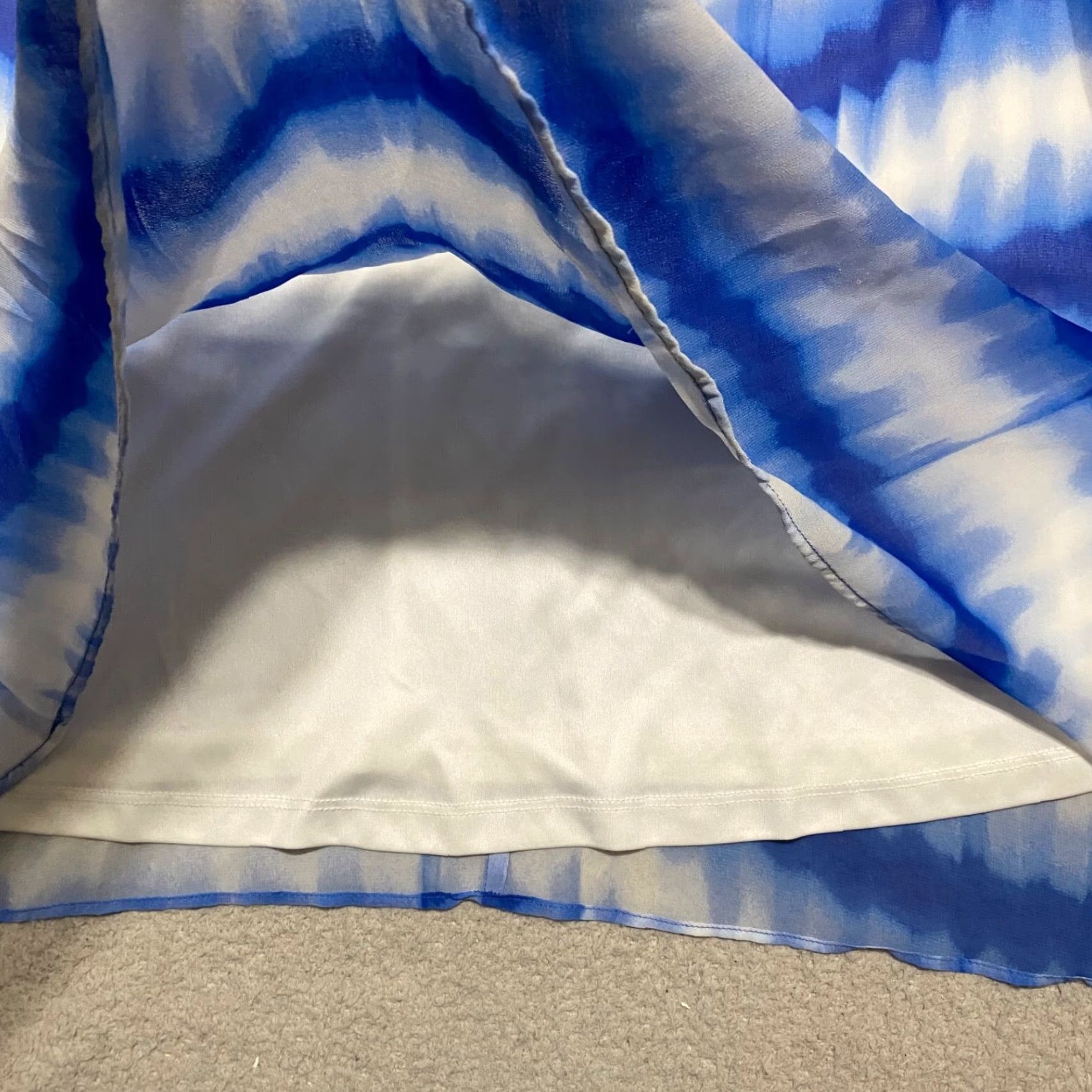 Calvin Klein Calvin Klein Dress Womens sz 6 Blue Striped Sleeveless Scoop Neck Lined Chiffon Knee Length Casual Size M / US 6-8 / IT 42-44 - 2 Thumbnail