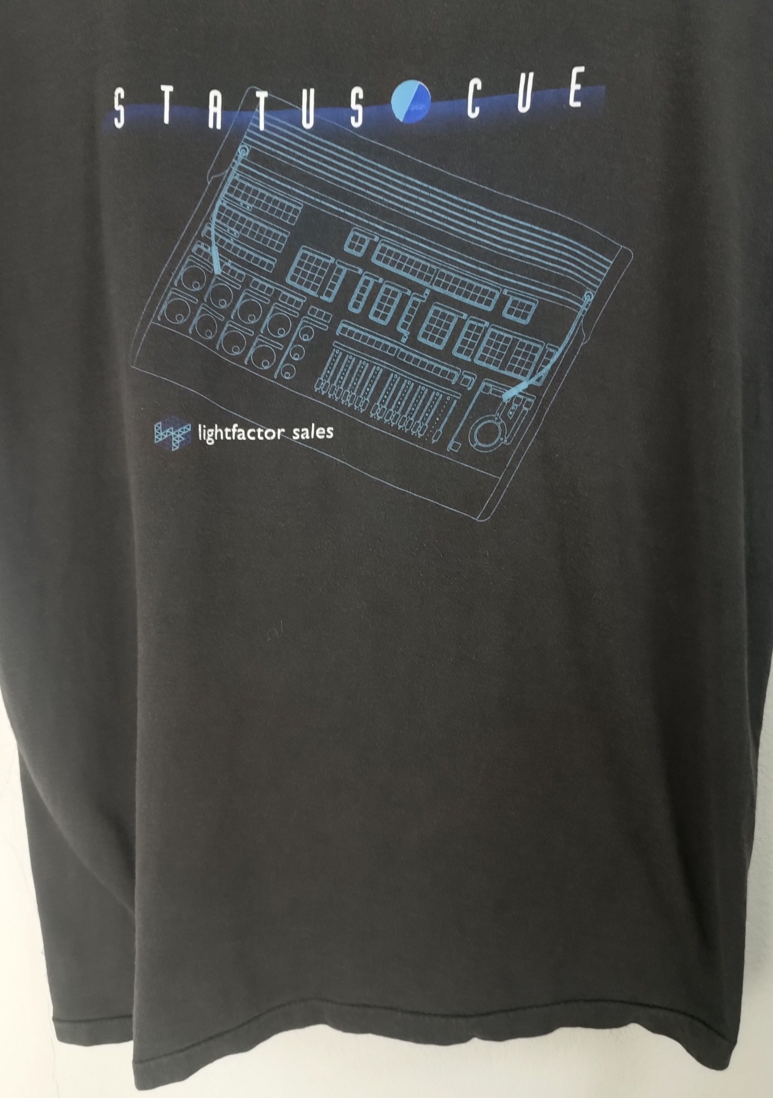 Microsoft VINTAGE 90'S STATUS CUE LIGHTFACTOR PC GEEK HARDWARE TEE Size US XL / EU 56 / 4 - 7 Thumbnail