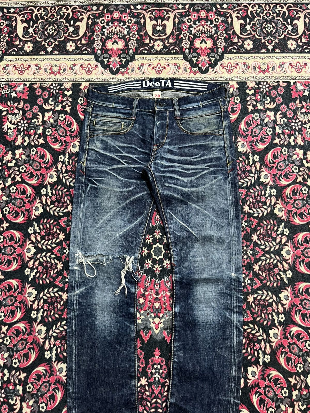 Undercover Japan DeeTA Heavy Faded Distress Slim Straight Selvedge Jean Size US 28 / EU 44 - 3 Thumbnail