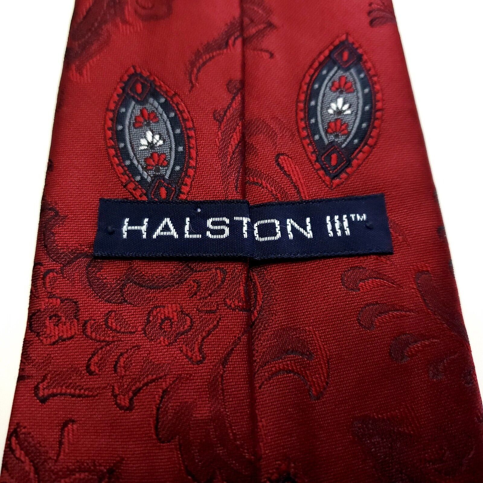 Halston III Halston 3 Red Paisley Woven Short Wide Polyester Silk Tie Size ONE SIZE - 3 Thumbnail