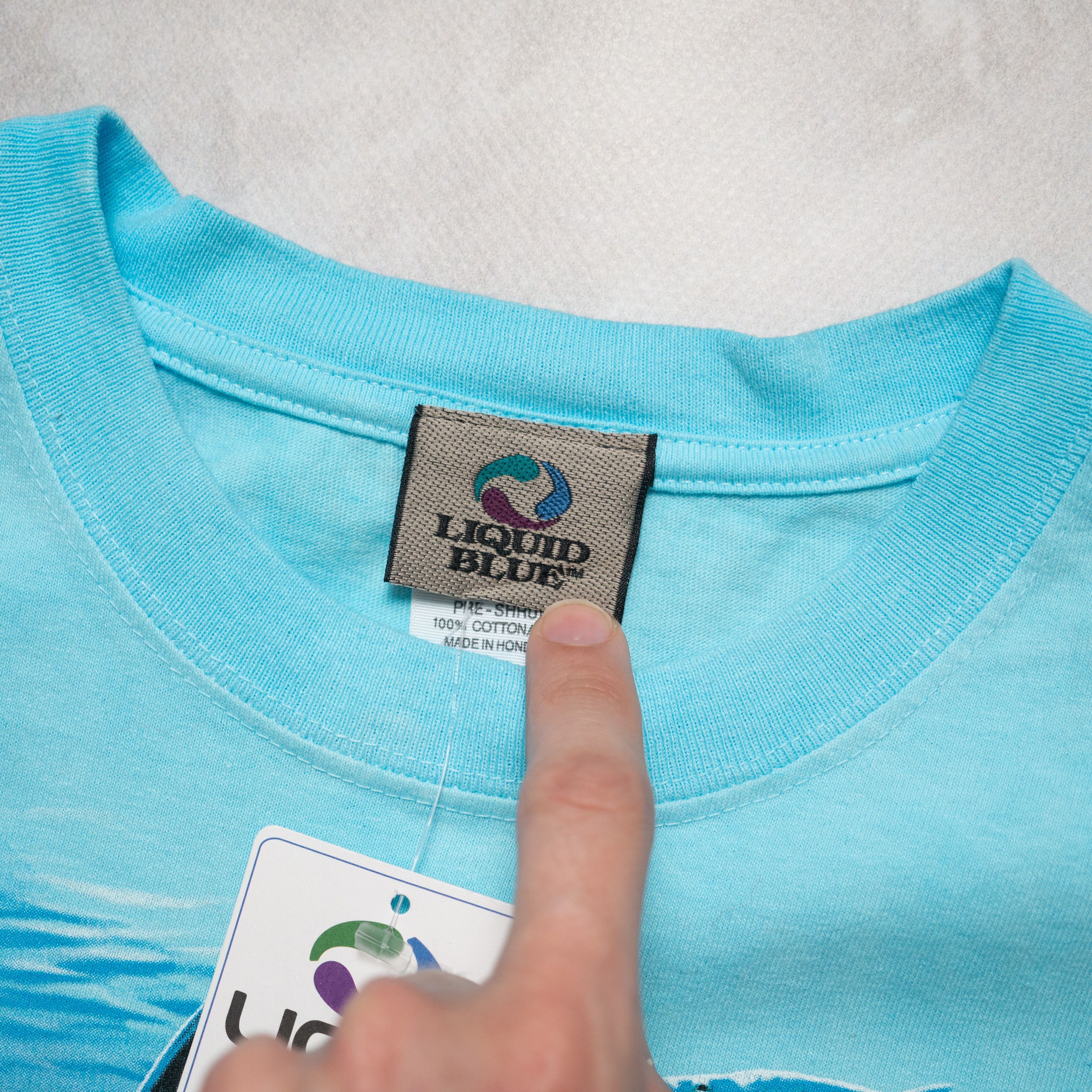 Liquid Blue × Vintage Vintage Liquid Blue Oceanic Wildlife Deadstock T-Shirt L Size US L / EU 52-54 / 3 - 6 Thumbnail