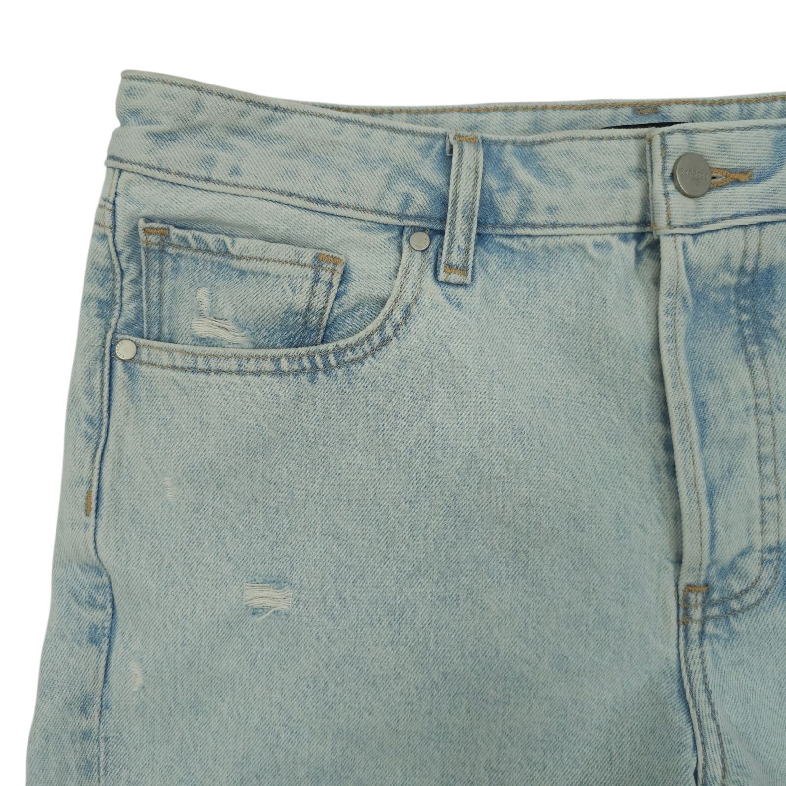 Express Express Denim Shorts Womens 10 Light Wash Boho Mid Rise Raw Size 32" / US 10 / IT 46 - 10 Thumbnail
