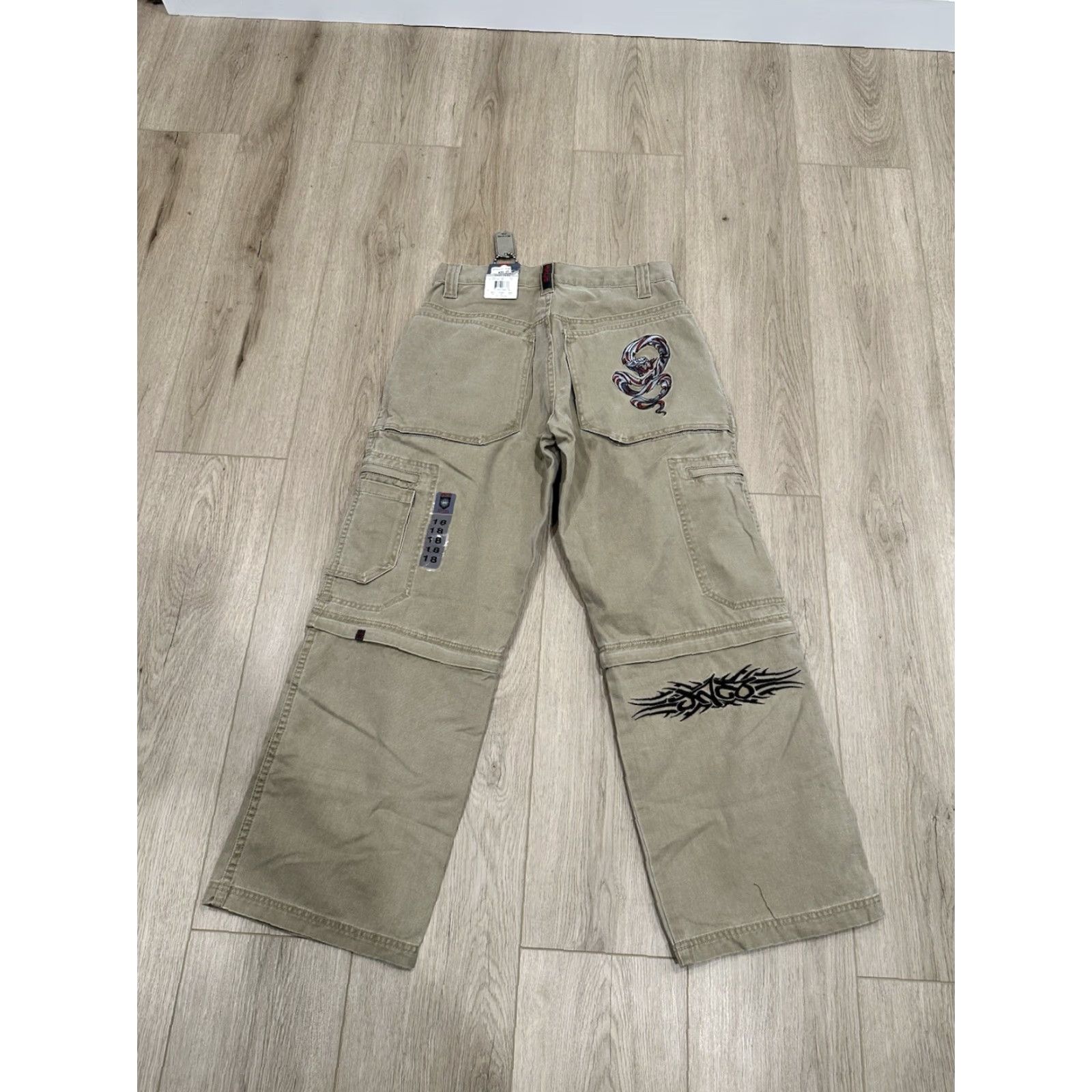 JNCO VINTAGE Jnco Baggy Wide-Leg Tribal Convertible Shorts Embroidered Unisex Adults 18 Beige NWT Size 40" / US 18 - 2 Thumbnail