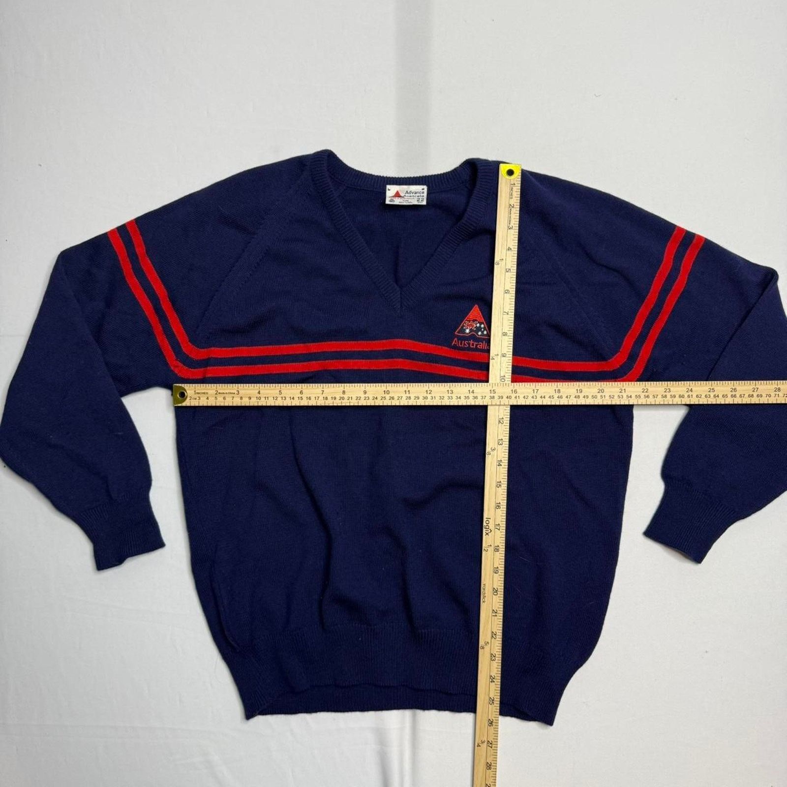 Other Vintage Navy Blue And Red Stripped Crewneck Sweater Size 22 Size US L / EU 52-54 / 3 - 4 Thumbnail