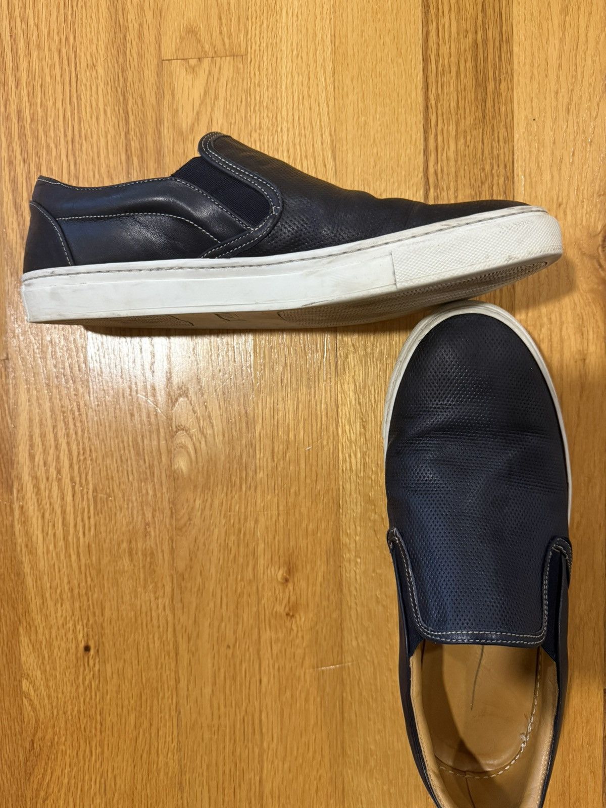 Saks Fifth Avenue Saks Fifth Avenue Men’s Slip-On Leather Shoes Size 10 Size US 10 / EU 43 - 4 Thumbnail