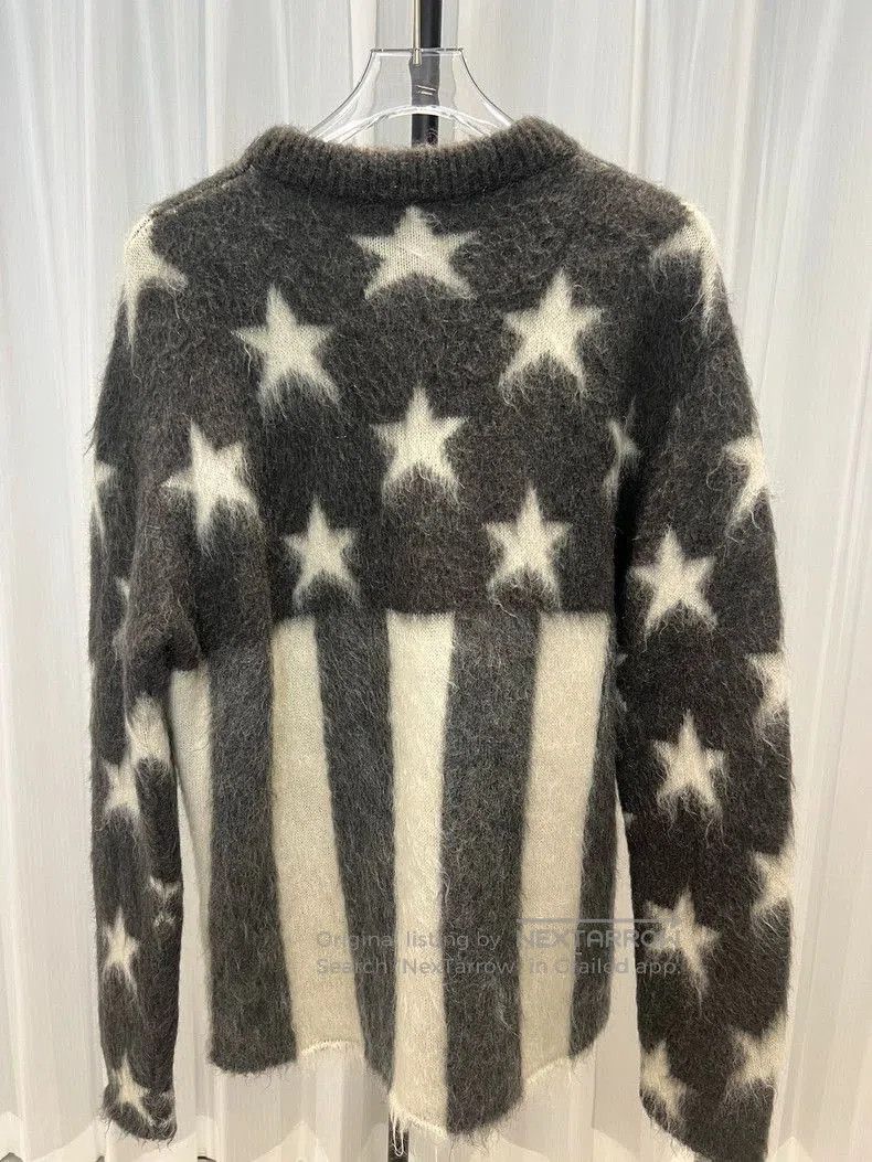 Louis Vuitton Louis Vuitton mohair star sweater. Size US L / EU 52-54 / 3 - 2 Thumbnail