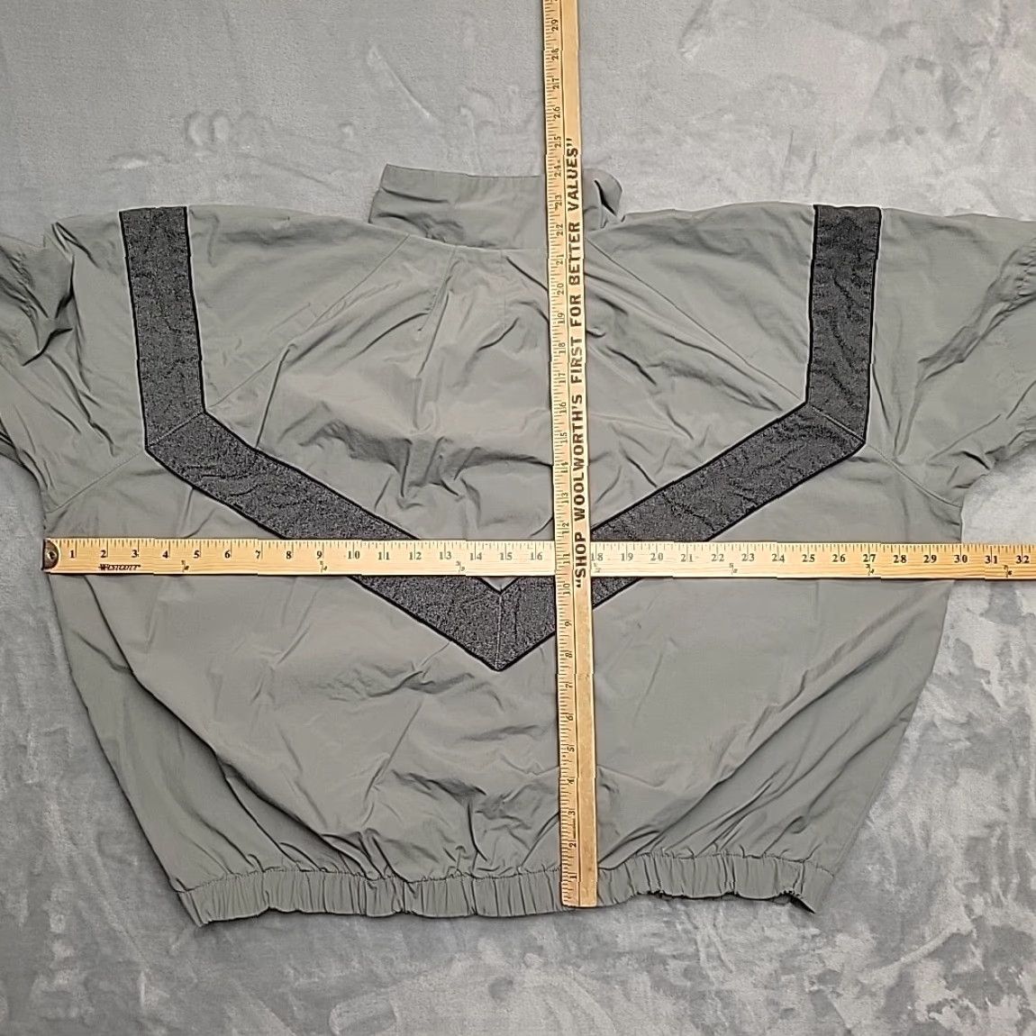 Vintage Army Jacket Mens L Short Gray Physical Fitness Uniform Military PT USA Windbreaker Zip Long Sleeve Regular Outdoor Running & Jogging Mens Size US 33 - 6 Thumbnail
