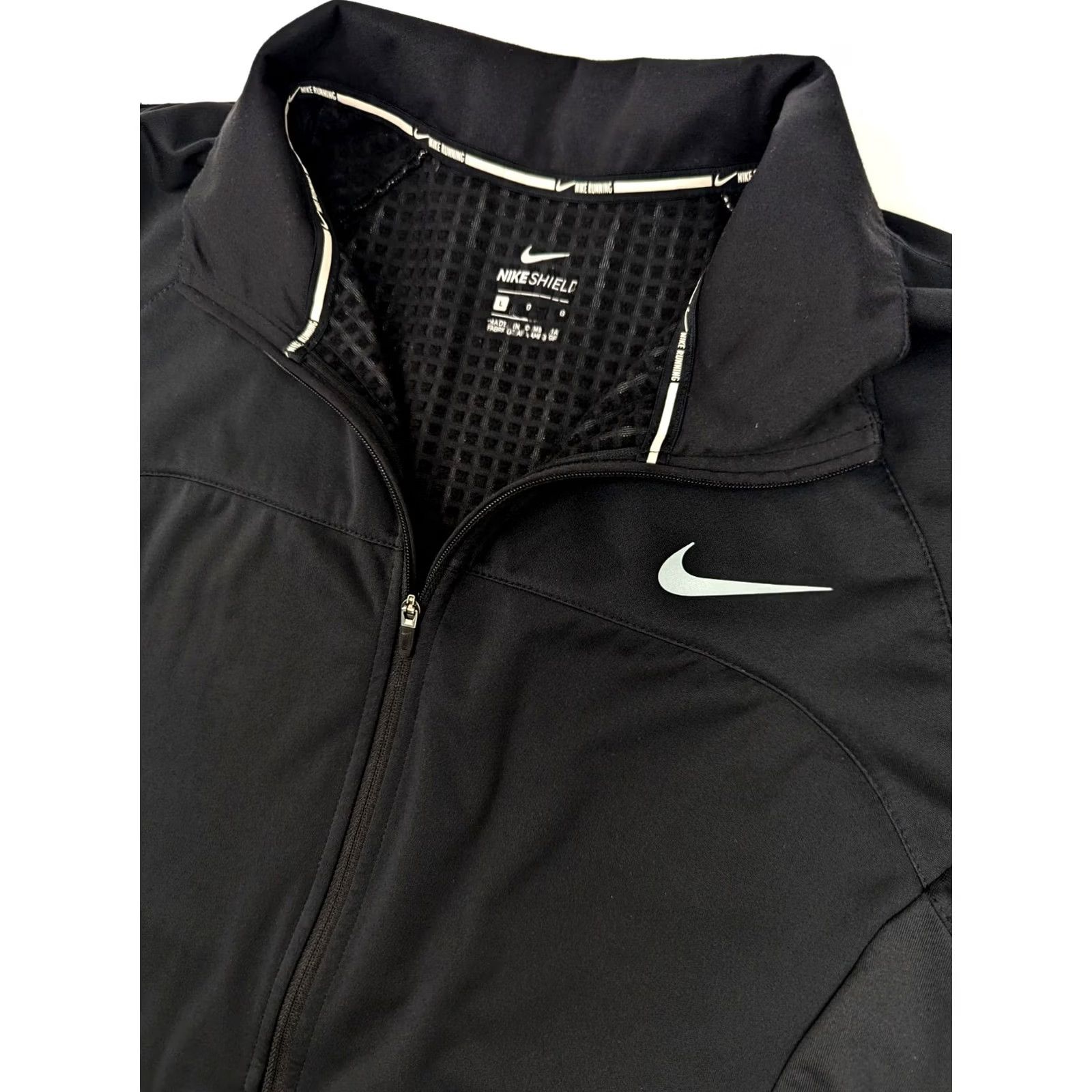 Nike Nike Shield Running Full Zip Moc Neck Jacket Women L Black Long Sleeve Moc Neck Size L / US 10 / IT 46 - 2 Thumbnail