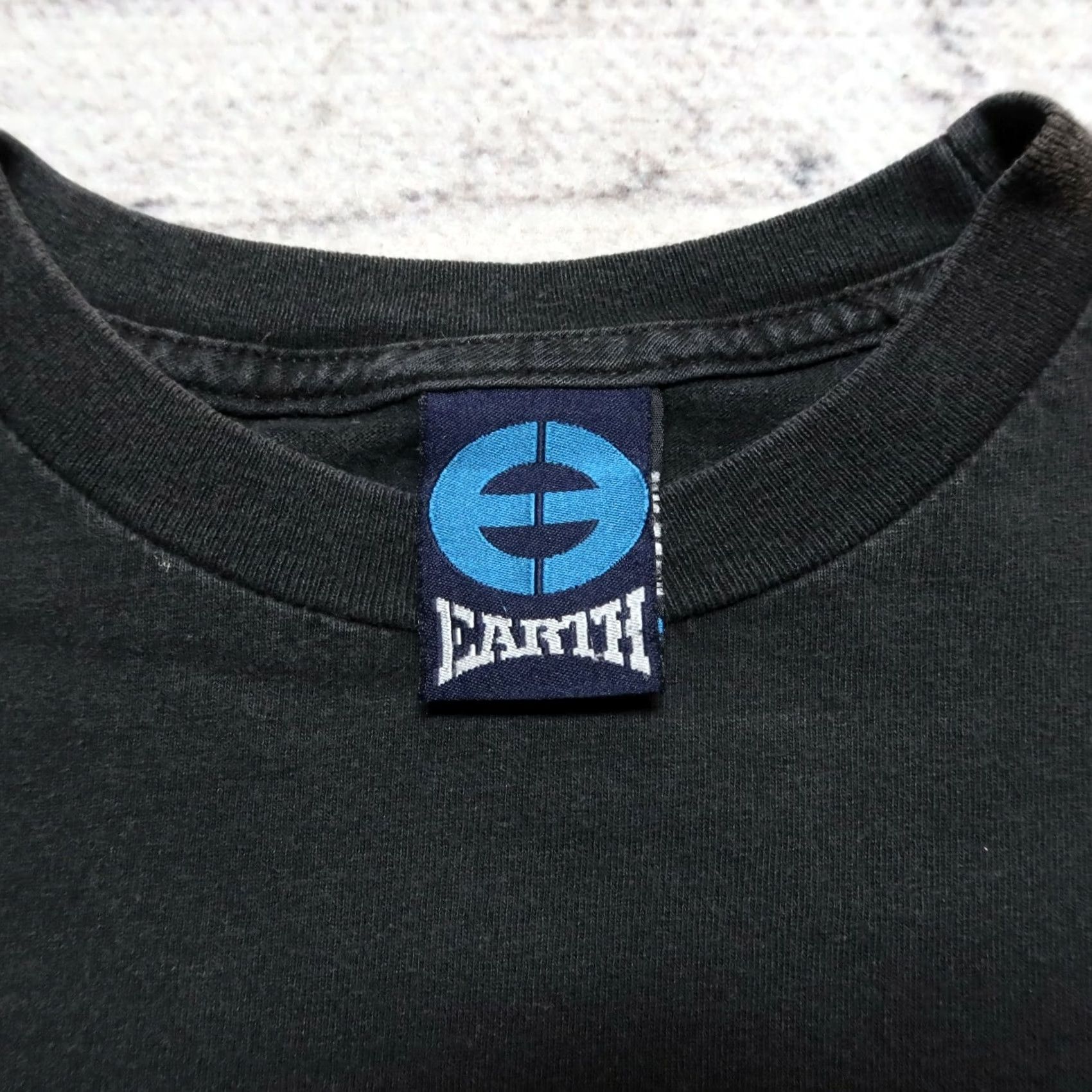 Vintage Vintage Planet Earth Shirt 90s Skateboard Size S Black Mens Shirt Size US S / EU 44-46 / 1 - 7 Thumbnail