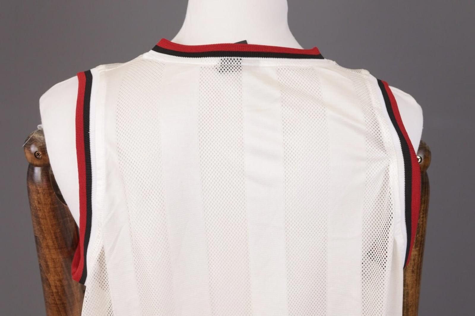 Fubu Vintage Fubu White V-Neck Pinstripe Big T-Shirt Size 2XL Size US XXL / EU 58 / 5 - 11 Thumbnail