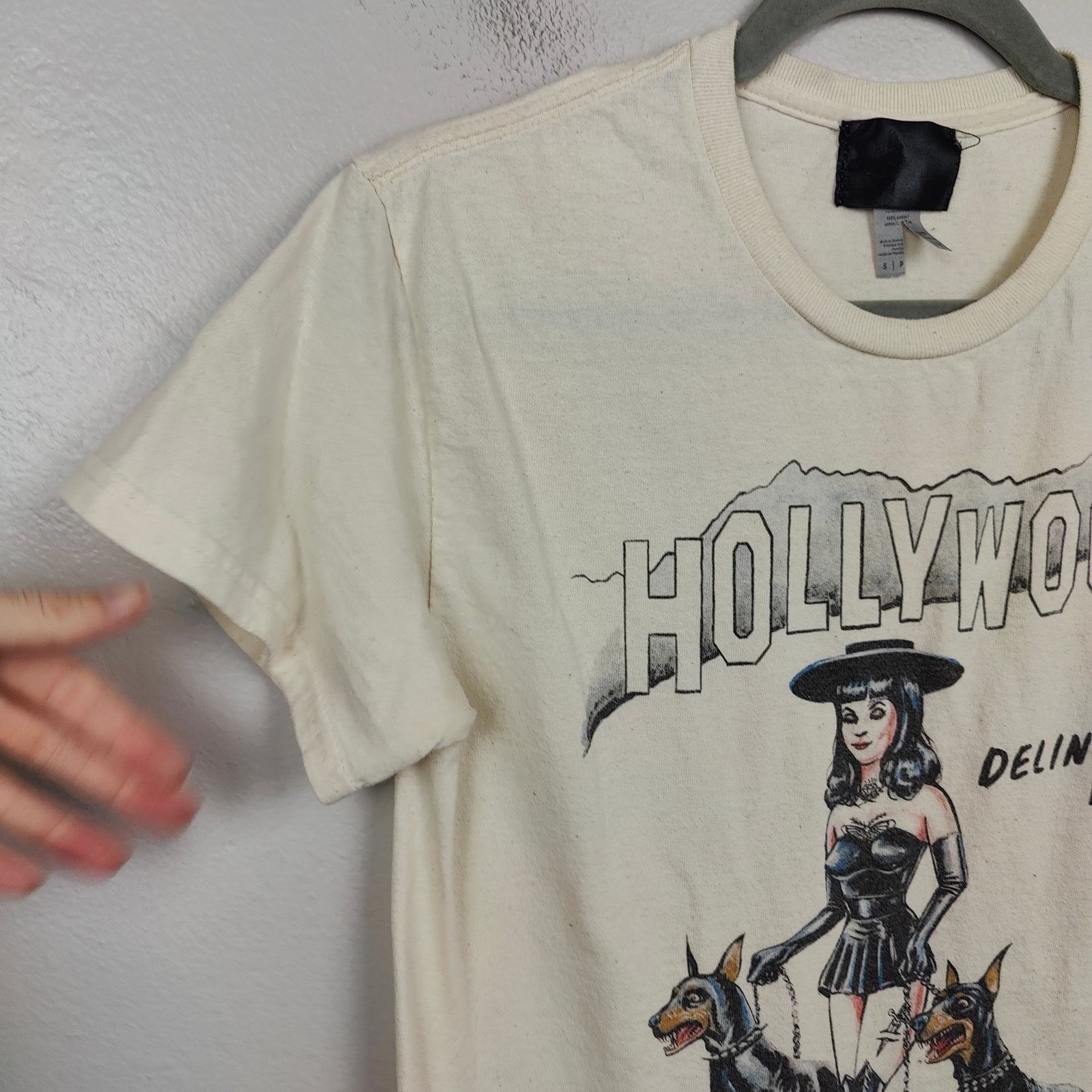 Other Delinquent Bros T-Shirt Mens Small Cream Dominatrix Graphic Size US S / EU 44-46 / 1 - 5 Thumbnail