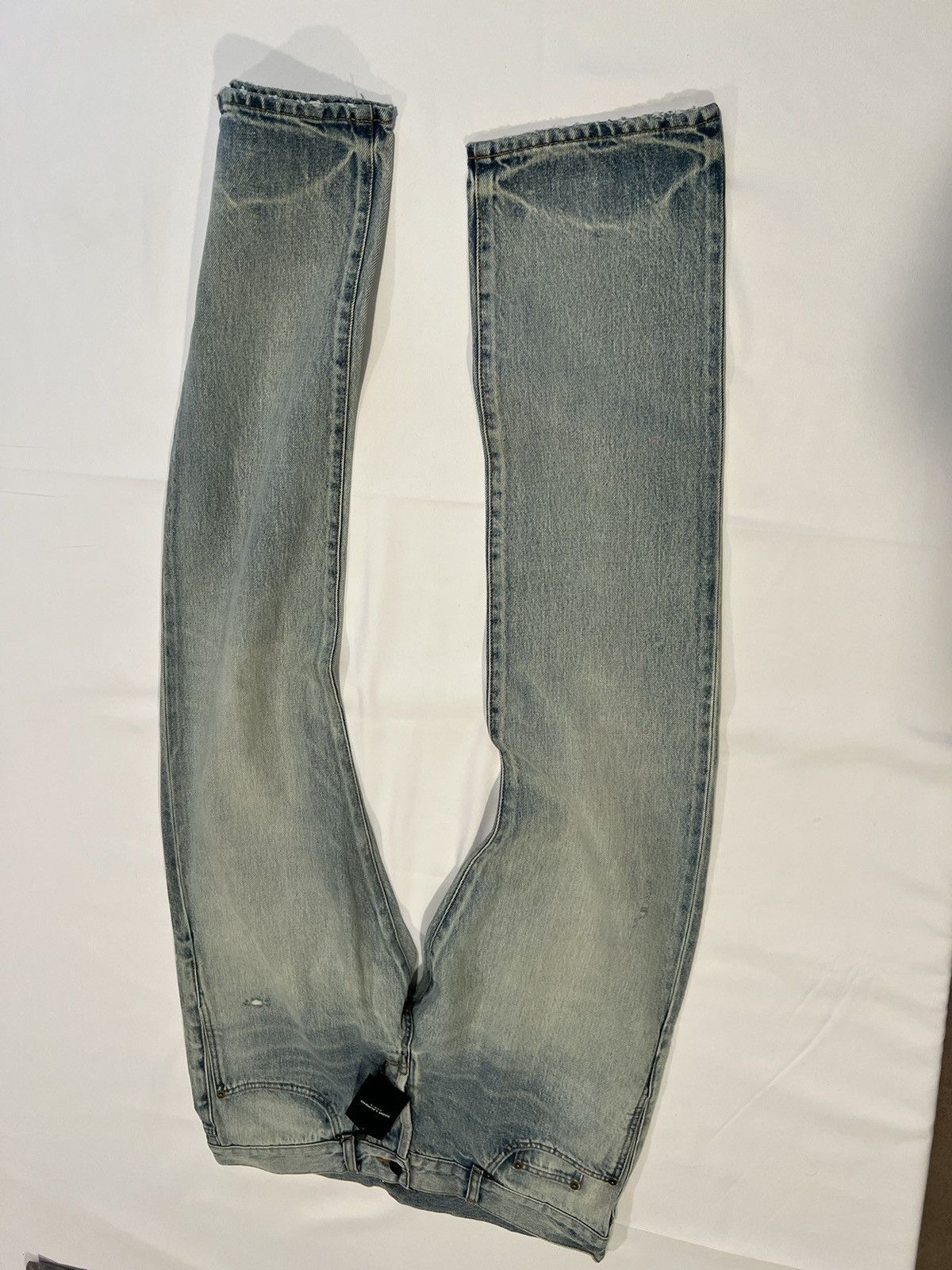 Saint Laurent Paris Saint Laurent men’s ripped blue jeans. 33. $890 Size US 33 - 3 Thumbnail