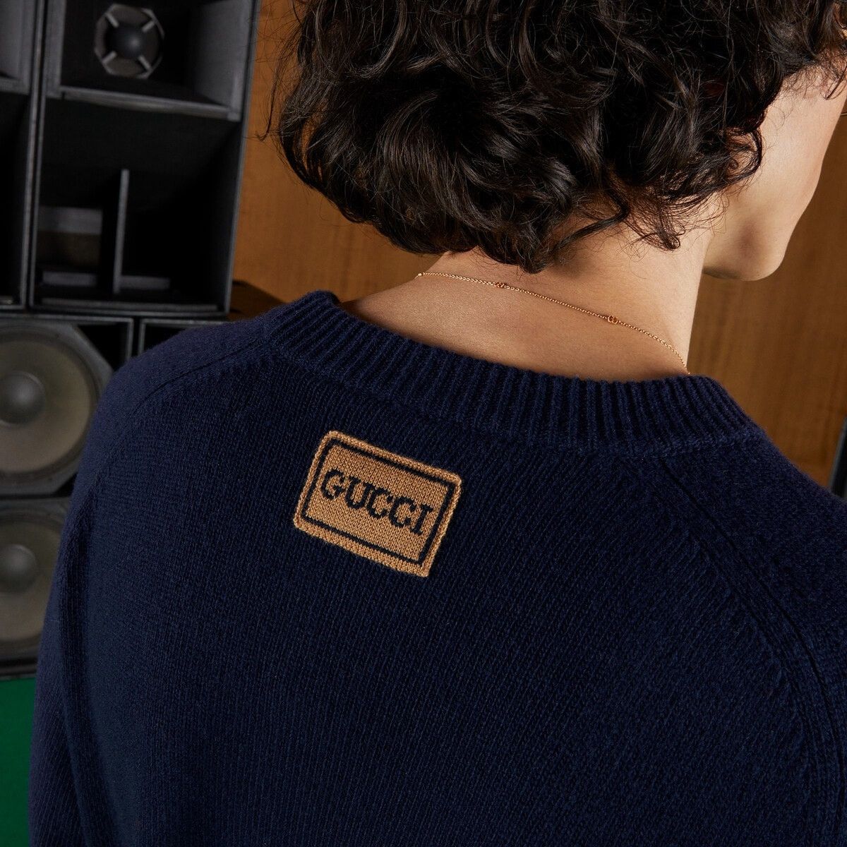Gucci o1s1wg111025 Wool Sweater With Gucci Patch in Blue Size US M / EU 48-50 / 2 - 3 Thumbnail
