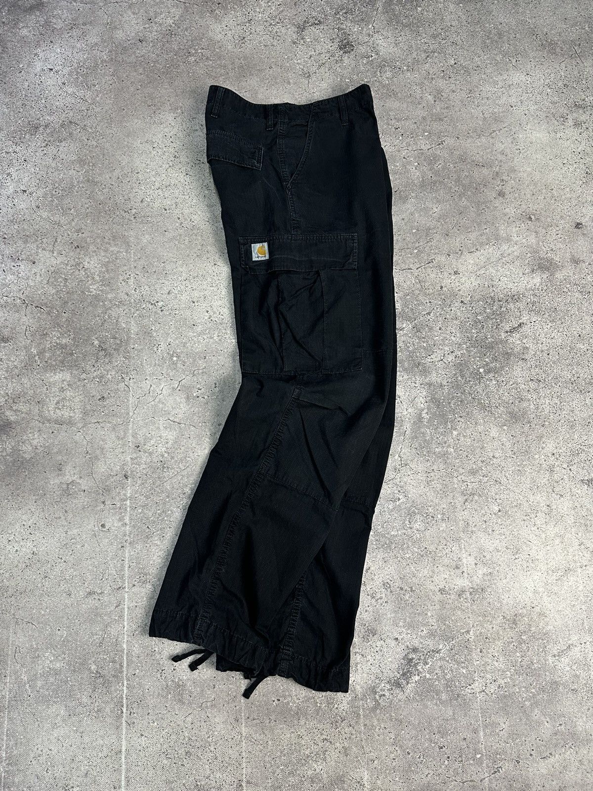 Carhartt × Vintage Vintage Carhartt Cargo Distressed Pants Faded Black Y2K Size US 32 / EU 48 - 1 Thumbnail