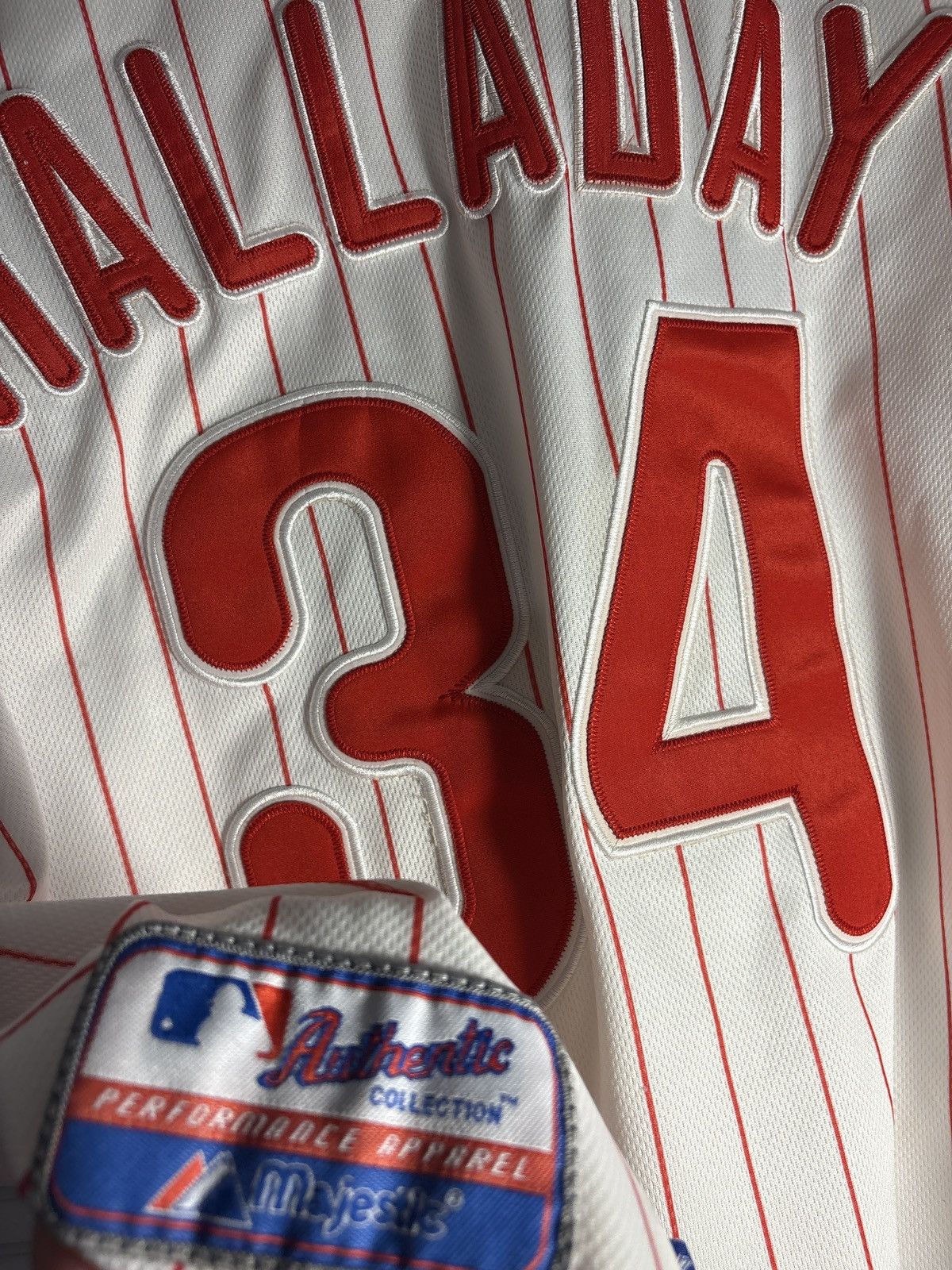 Majestic Philadelphia Phillies Roy Halladay #34 jersey Size US L / EU 52-54 / 3 - 3 Thumbnail