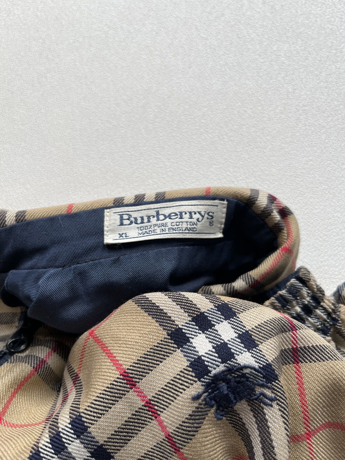 Burberry Burberry Reversible Jacket Nova Check/Navy Size US XL / EU 56 / 4 - 9 Thumbnail