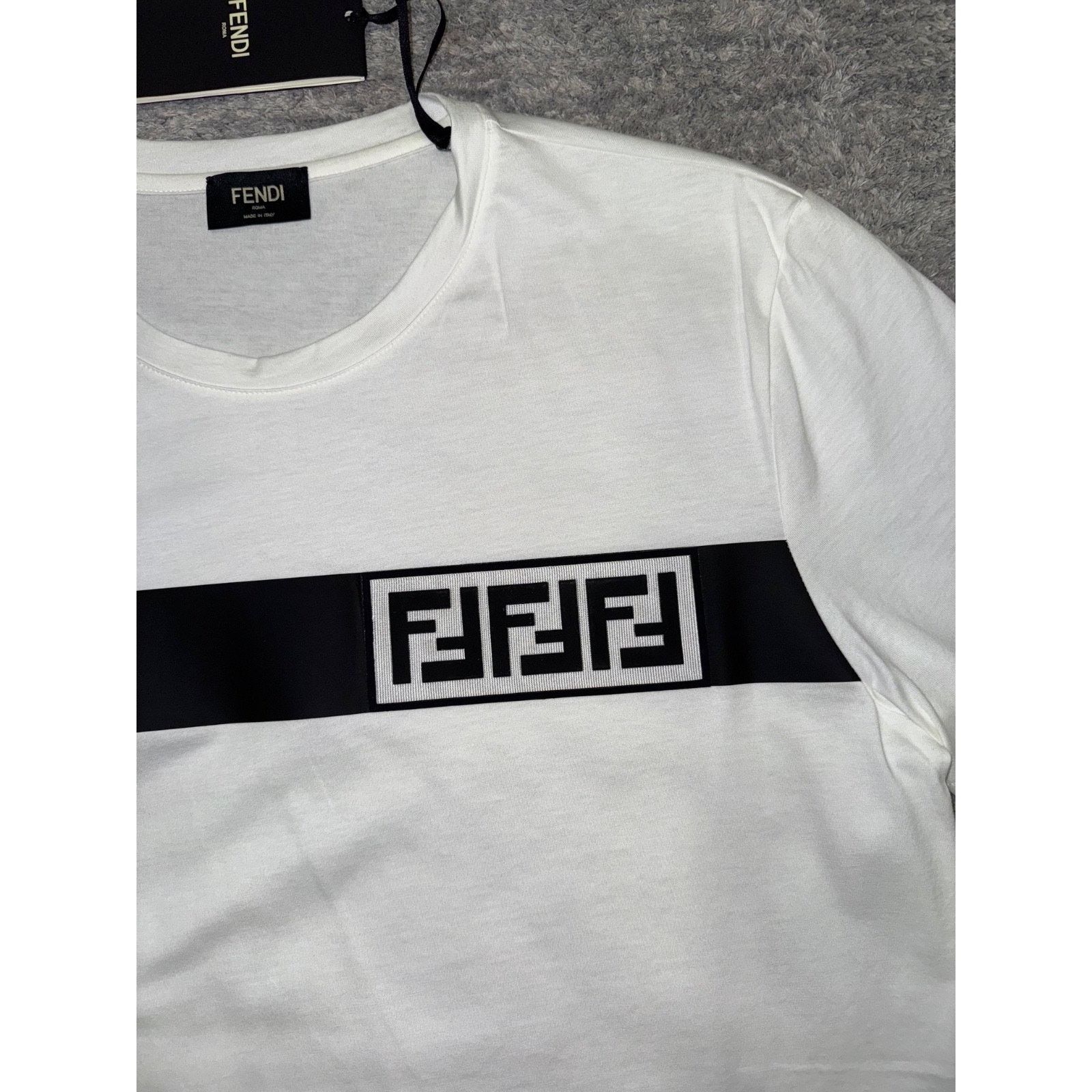 Fendi Fendi White Black Striped Sleeve Cotton T-Shirt Large L Size US L / EU 52-54 / 3 - 7 Thumbnail