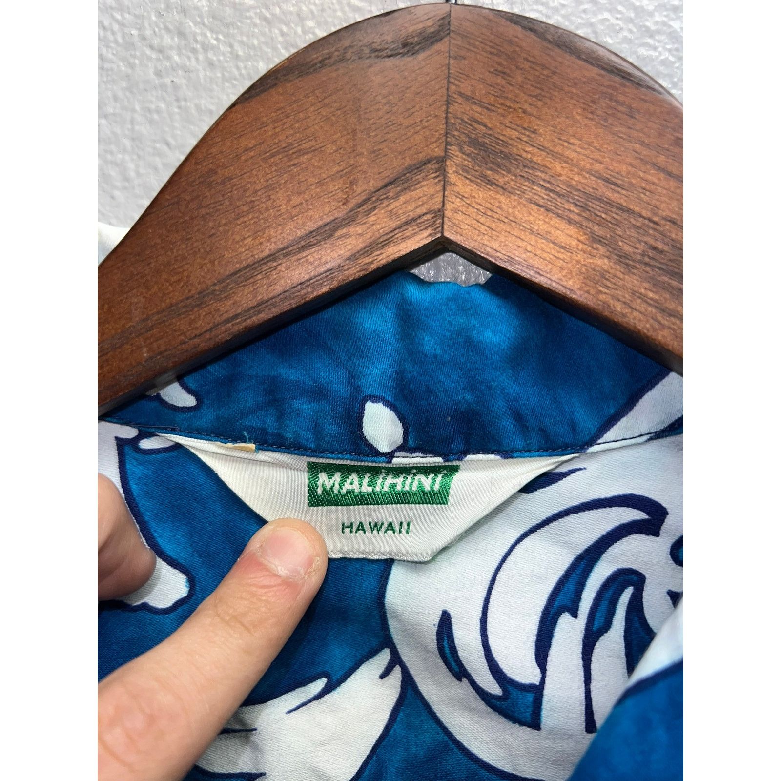 Vintage Vintage 70s 80s Malihini Hawaii HI Button Down Blue Shirt M Size US M / EU 48-50 / 2 - 9 Thumbnail