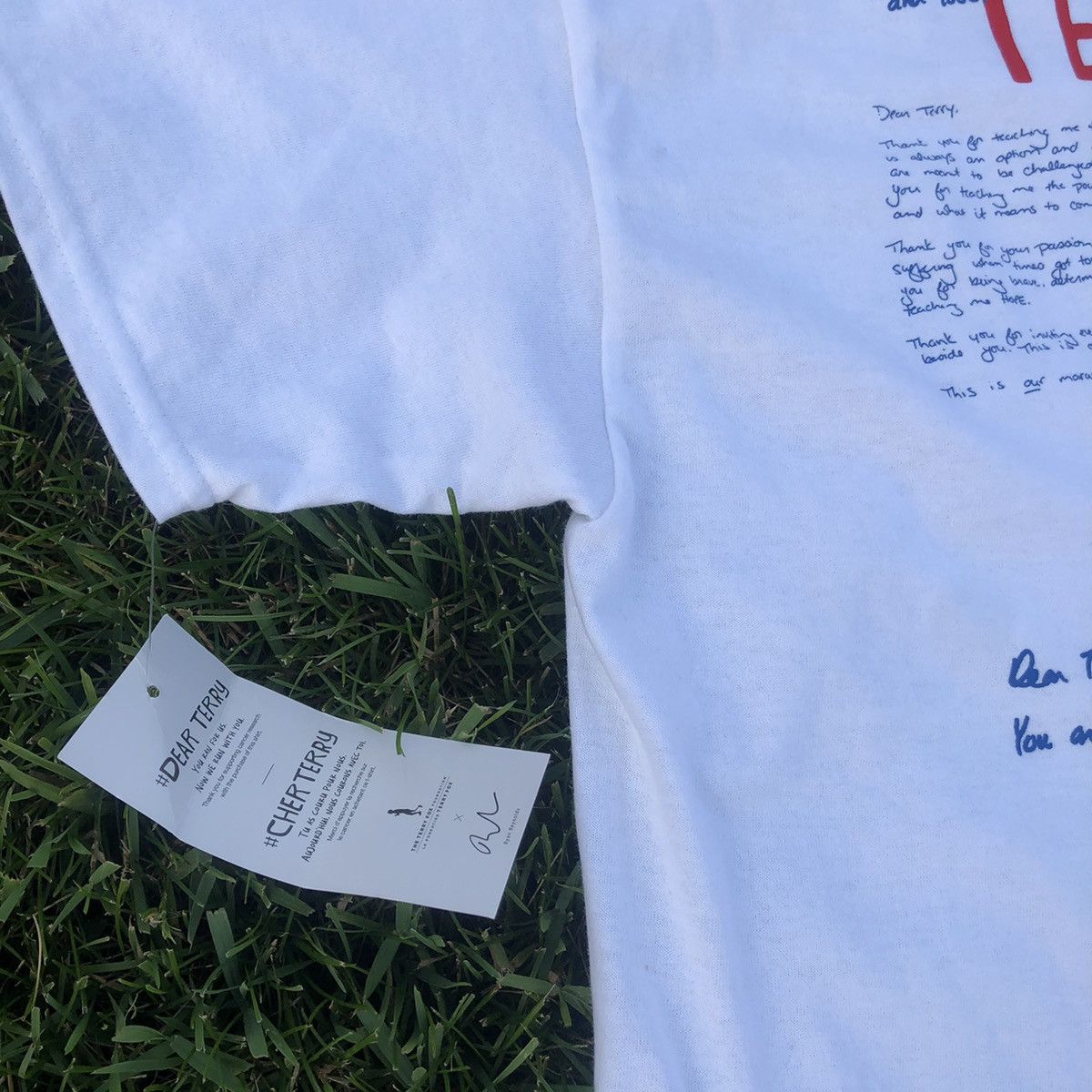Adidas adidas dear terry fox tribute short sleeve shirt Size US XL / EU 56 / 4 - 8 Thumbnail