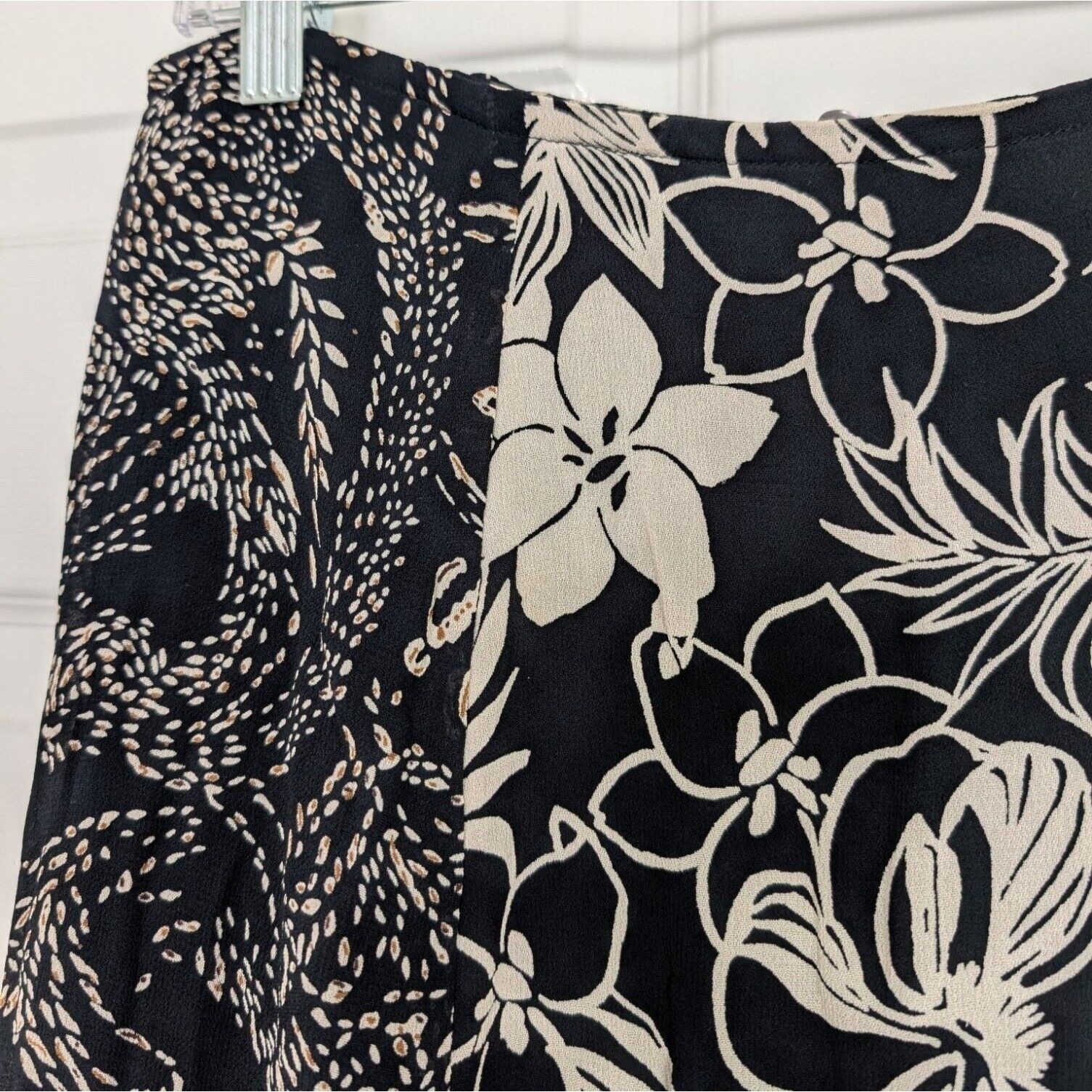 Designer Chicos Design 2 Floral Maxi Skirt Womens Size Medium Black Size 30" / US 8 / IT 44 - 3 Thumbnail