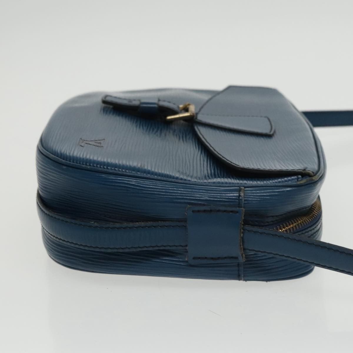 Louis Vuitton LOUIS VUITTON Epi June Feuille Shoulder Bag Blue M52155 Size ONE SIZE - 4 Thumbnail